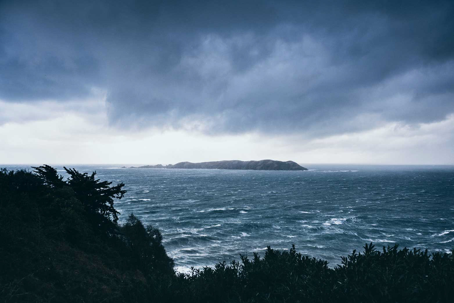 Tempête sur L'île Tomé depuis Perros-Guirec