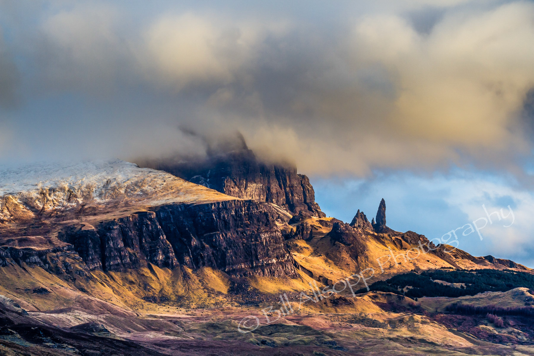 The Old Man of Storr on the Trotternish peninsula, isle of Skye.