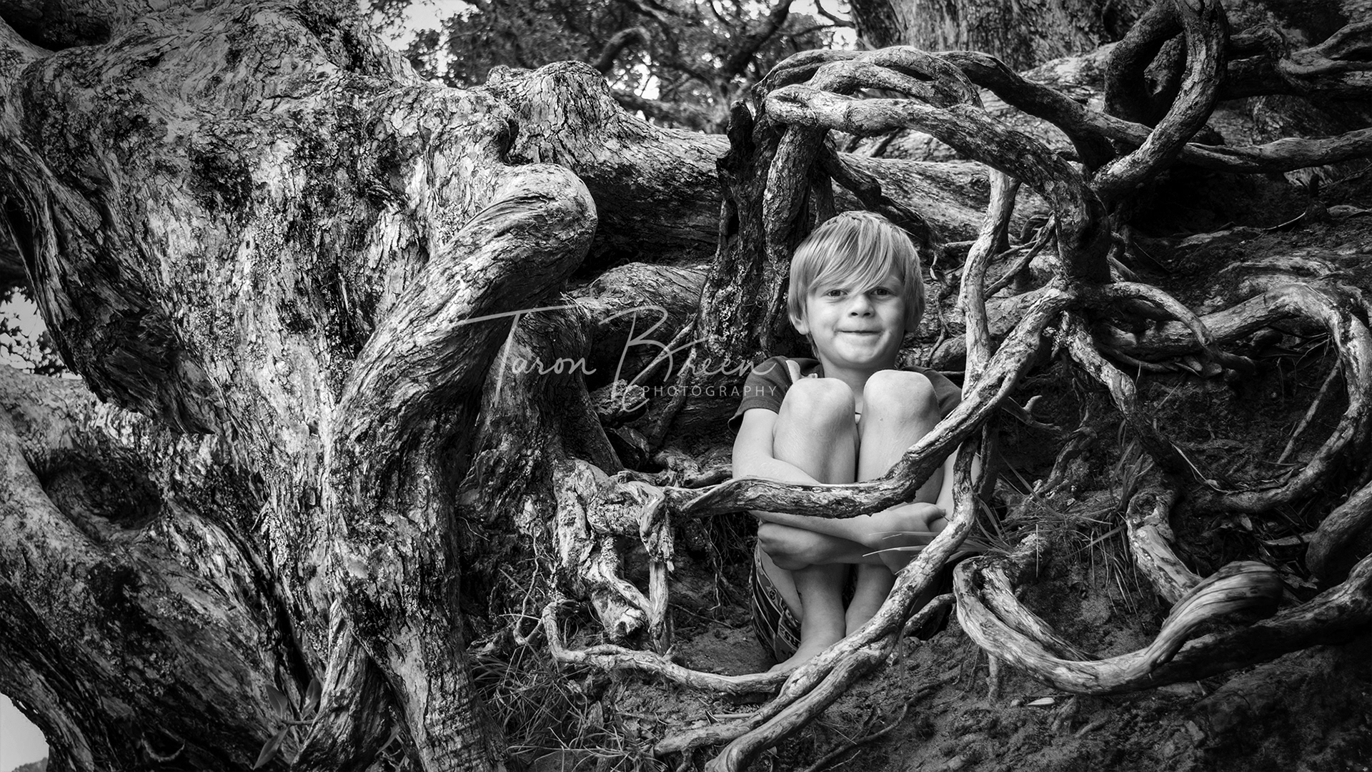 The Mono Award 2019 - People Category (Enchanted)