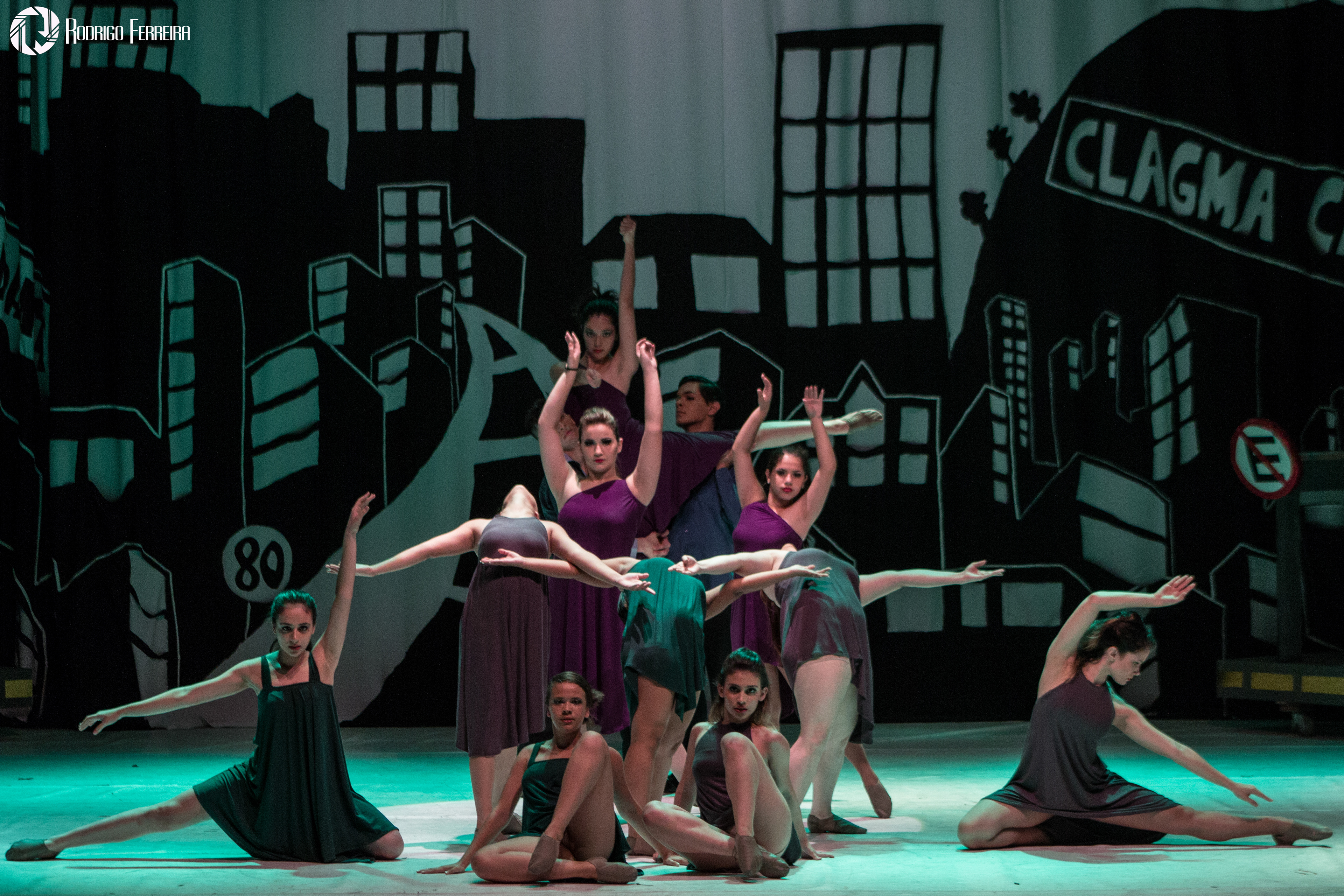 Clagma Estúdio de Dança apresenta: "Um presente inesquecível" | Sorocaba-SP