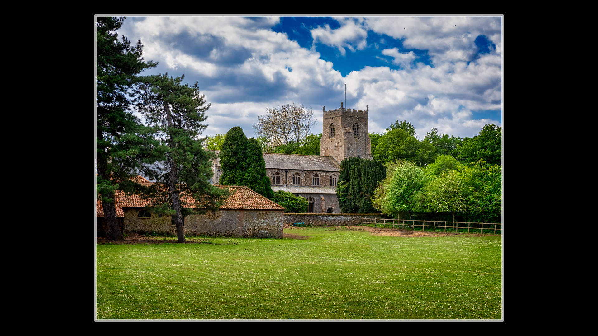 St. Nicholas, Dersingham