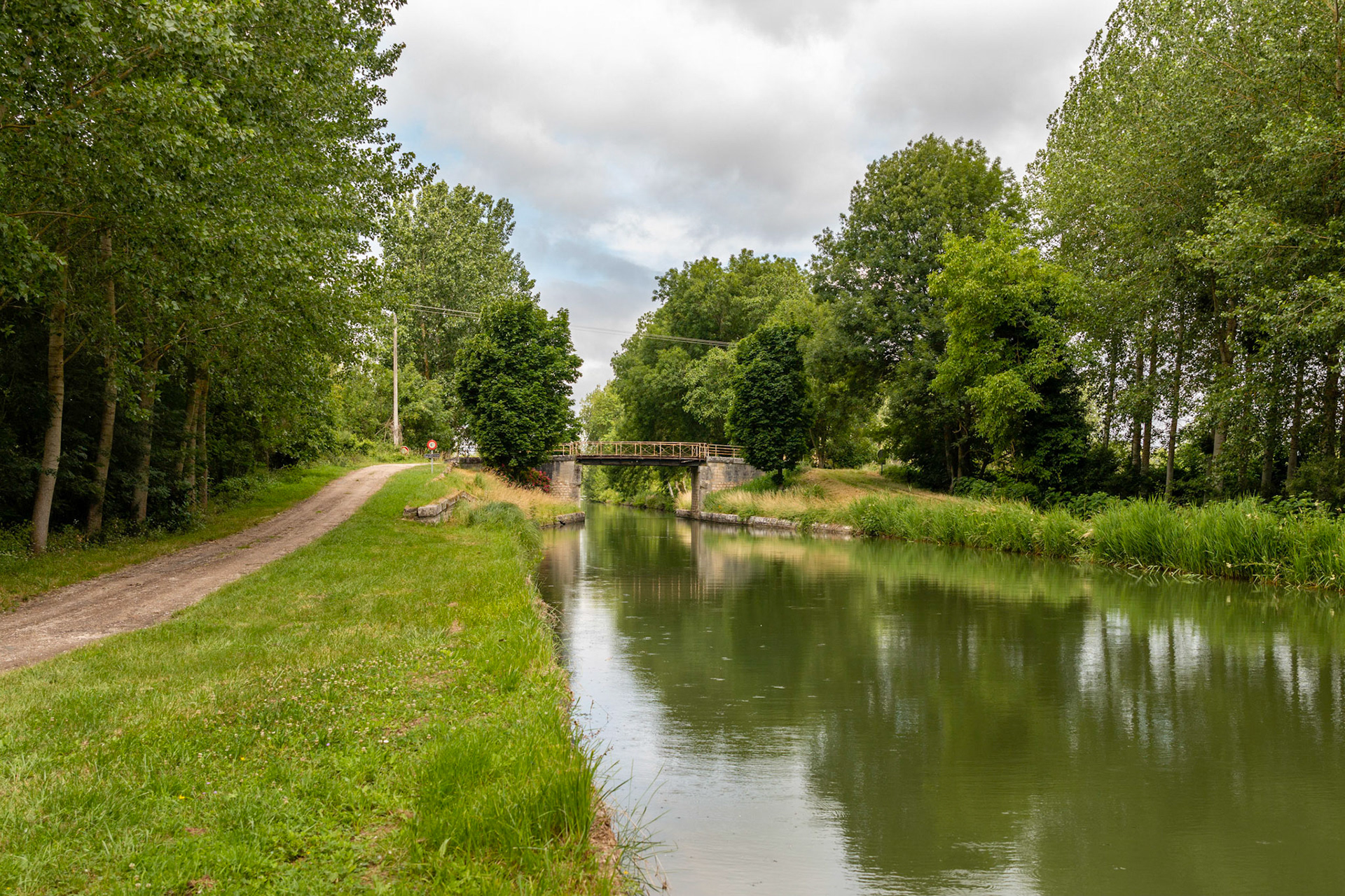 Canal latéral à la Loire