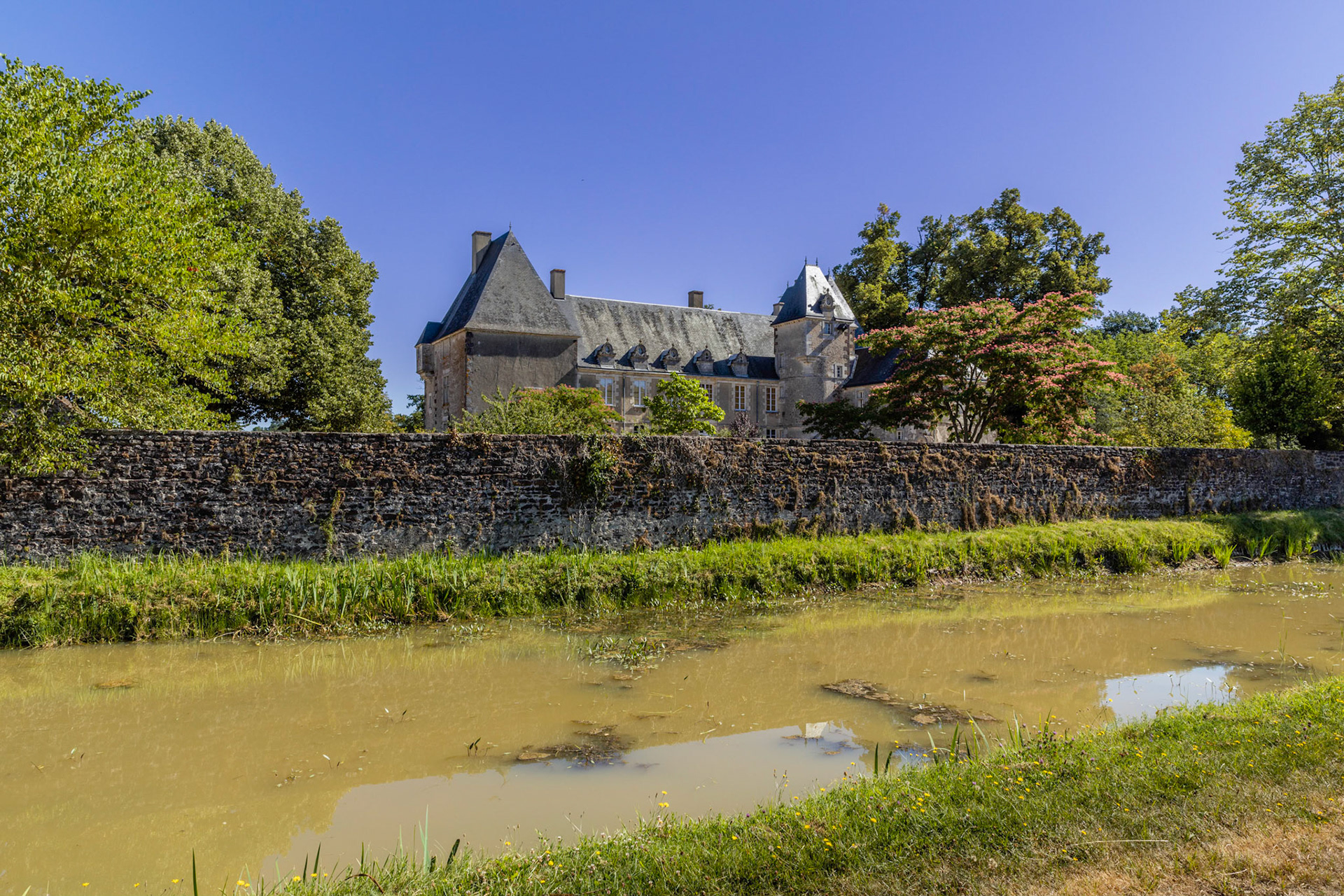 Château de la Vallée à Assigny