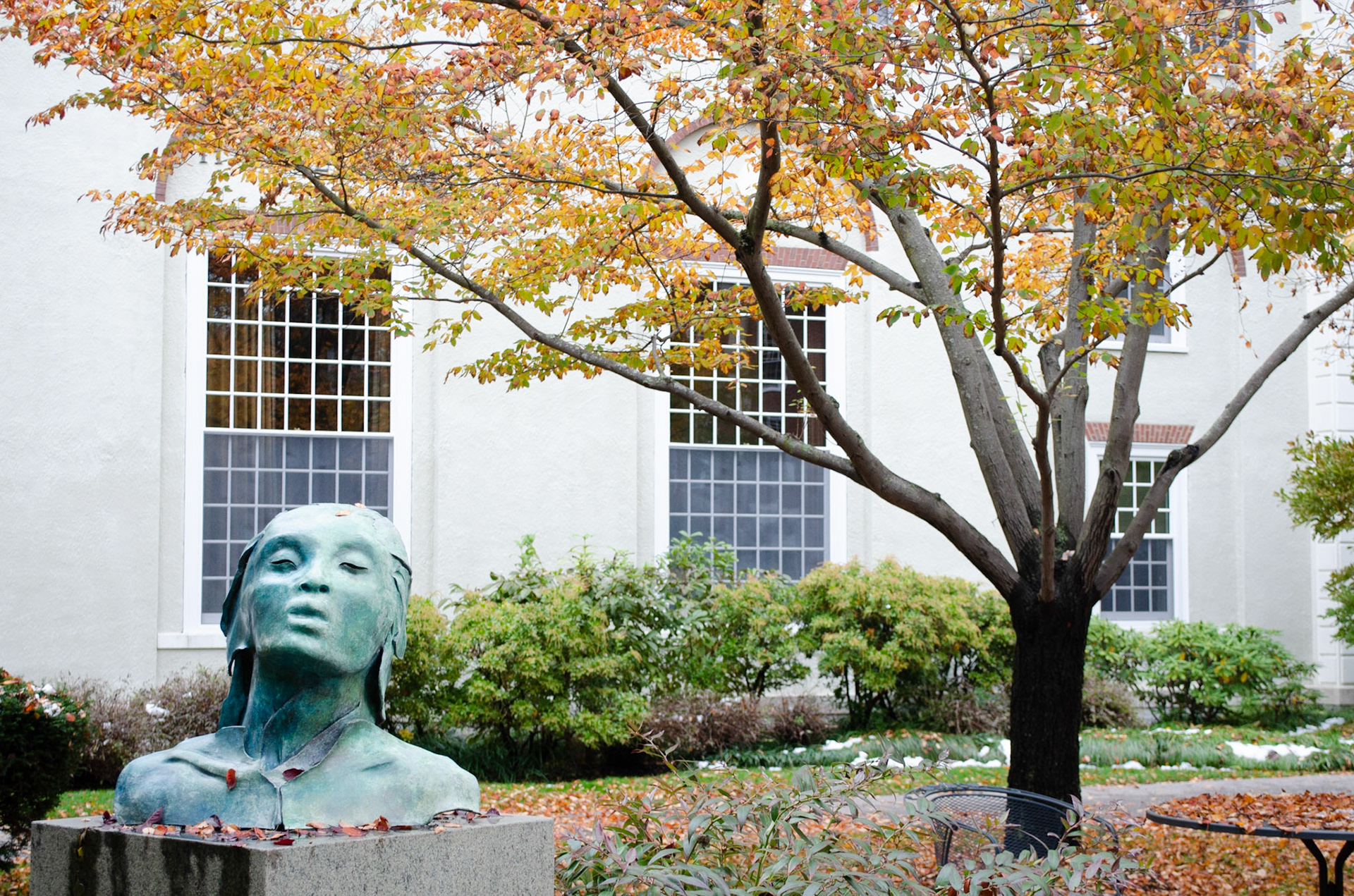 1. Rule of Thirds: 1/100s f 5.3 ISO 400. Statue at Harvard Business School on November 1, 2020. Photo taken by Hannah Lee