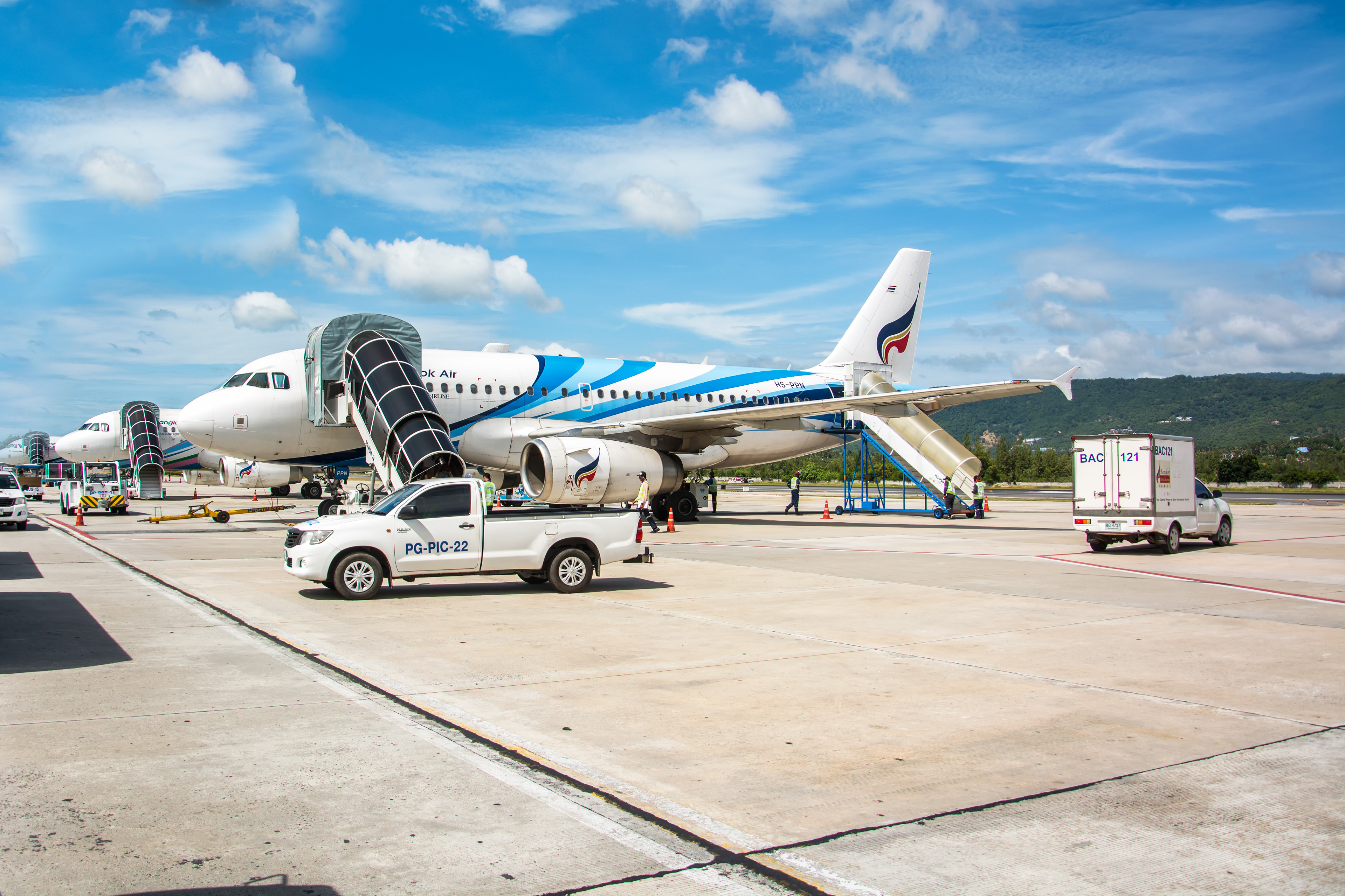 Picture air. Аэропорт Самуи Таиланд. Аэропорт Самуи фото. VTSM Airport. Вьюпойнт у аэропорта Самуи.