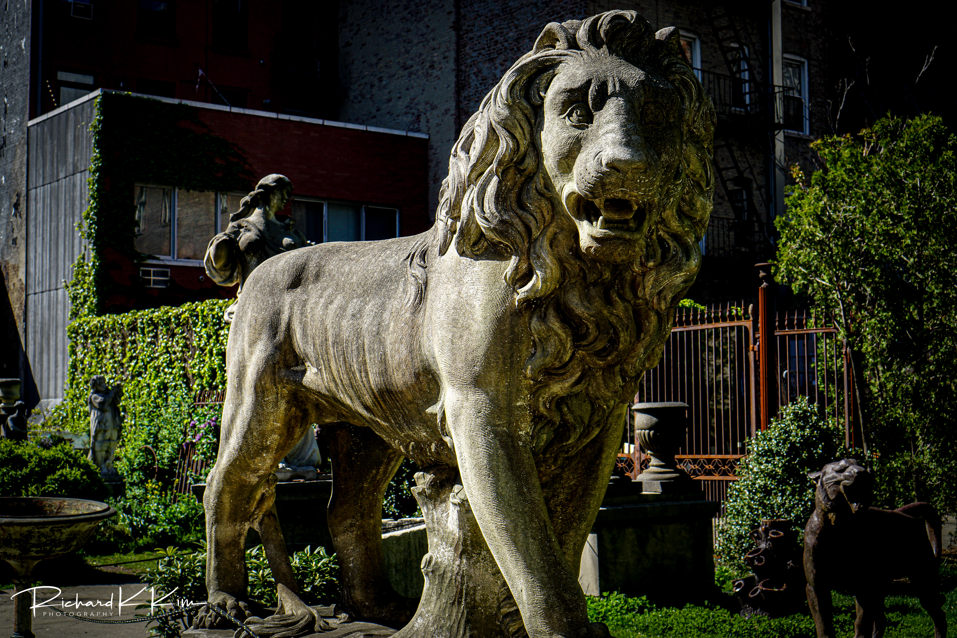 Elizabeth Street Garden (SoHo, NY)