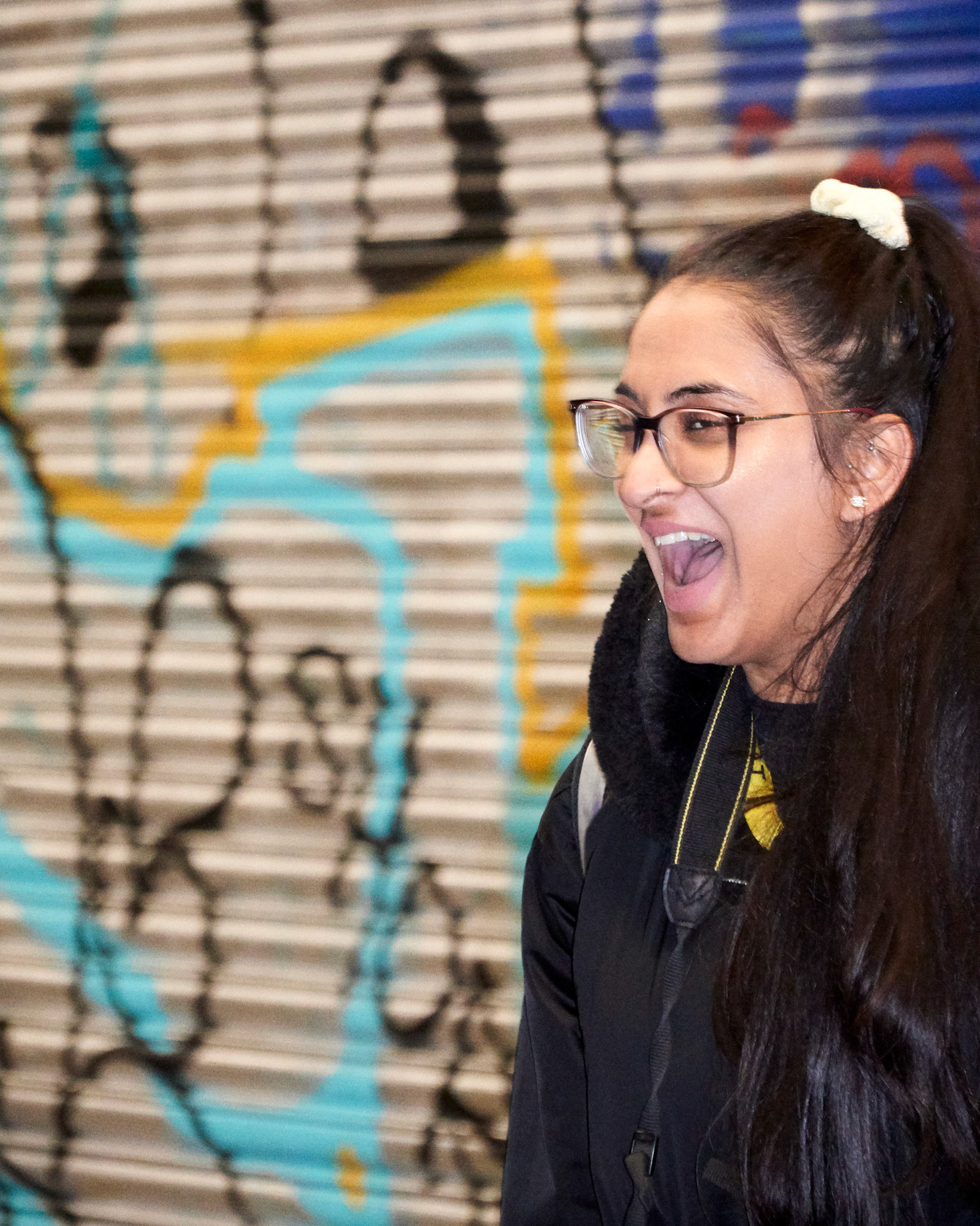 146mm 1/100s f/6.3 ISO 6400