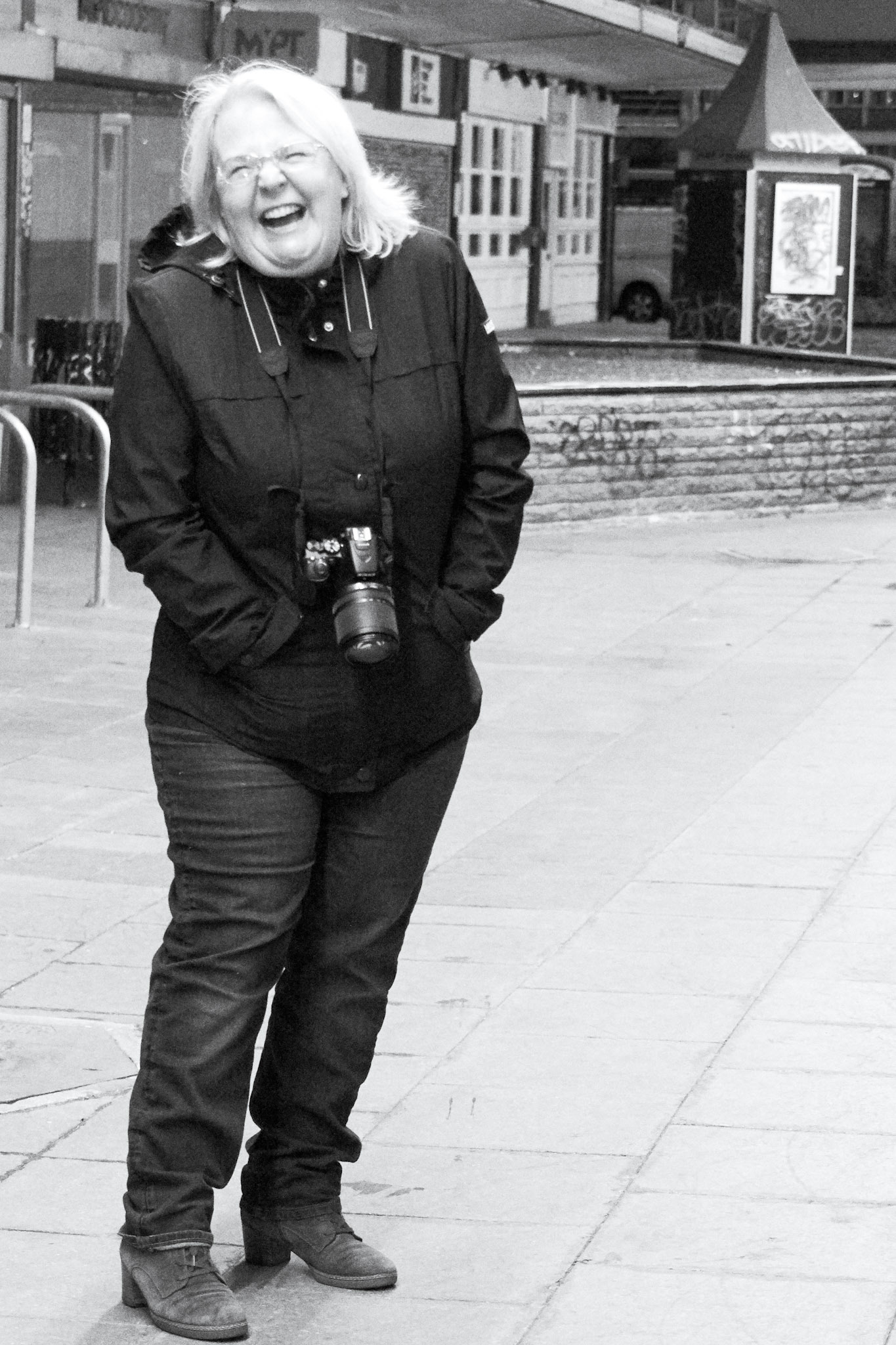 64mm 1/160s f/5.6 ISO 2500