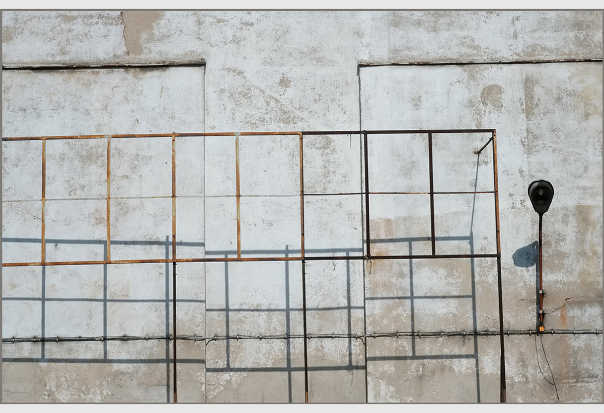 krystina stimakovits, photography, art photographer, urban, abstraction, krystinastima, london, stima-images, myportfolio, lines, Fishing for Lines, formal, composition, shadows, linear, up close