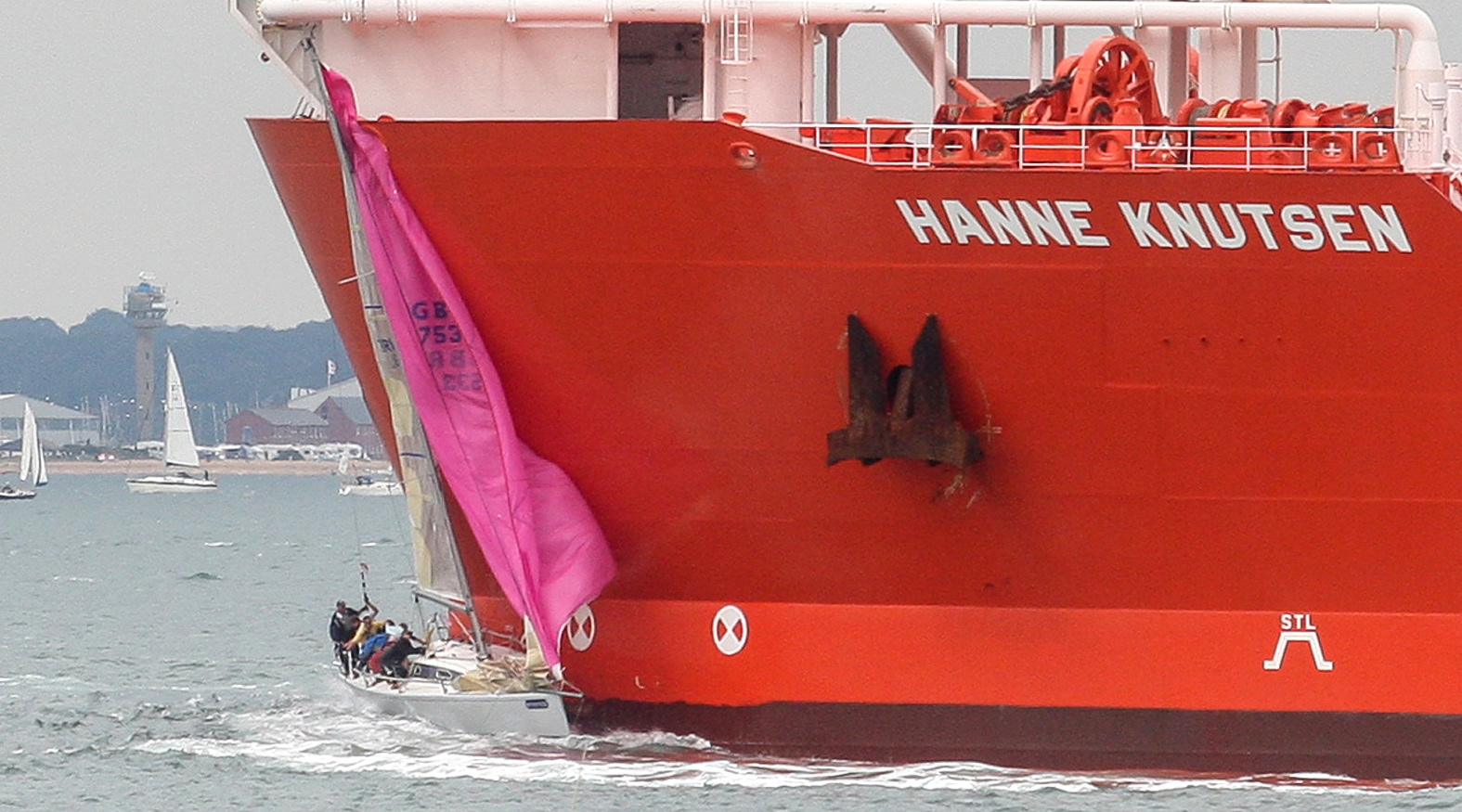 News photography by Hampshire photographer Stuart Martin