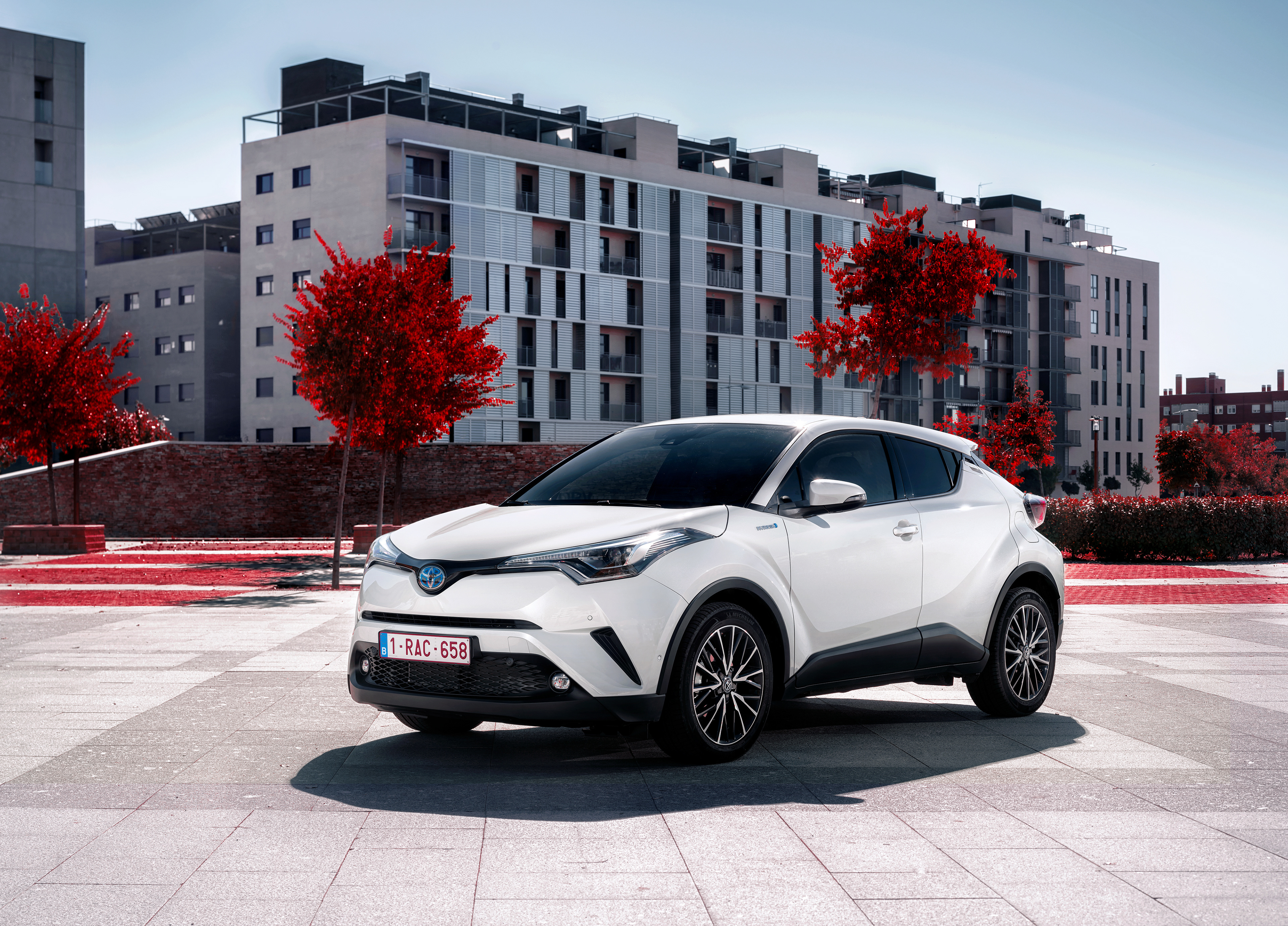 Honda chr. Toyota c-HR 2018. Toyota Chr 2019. Toyota Chr 2020 белая. Тойота Chr белая.