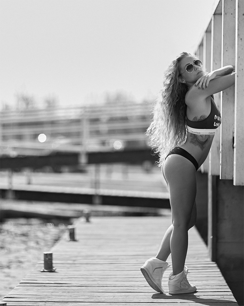 Karina w Kalvin Klein Sportowa sesja zdjęciowa Warszawa. Fotograf Dariusz Światłowski