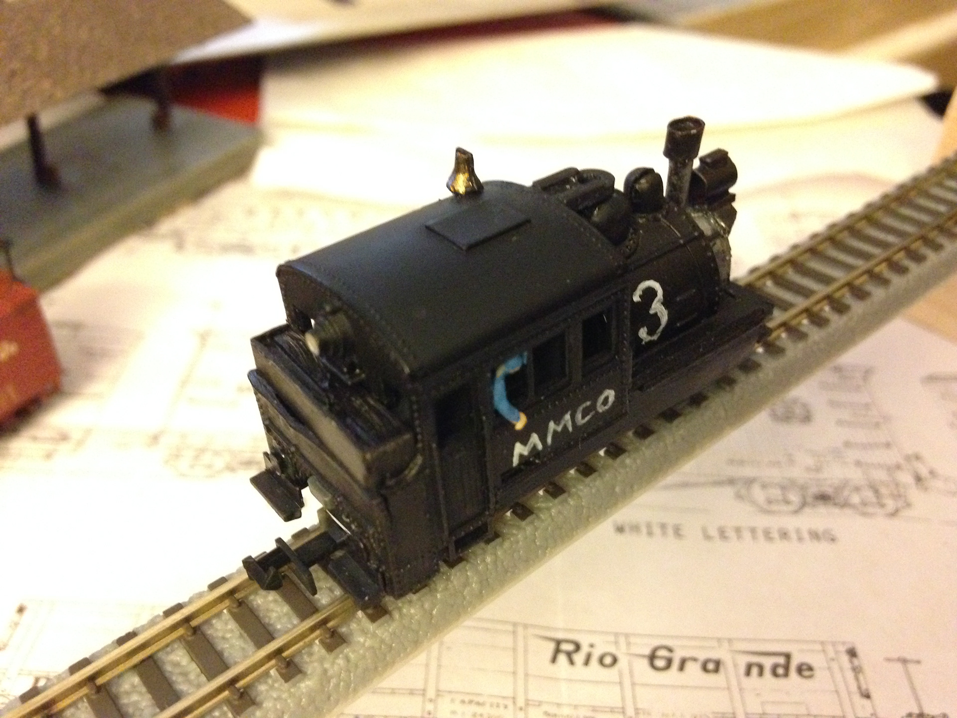 N scale store narrow gauge