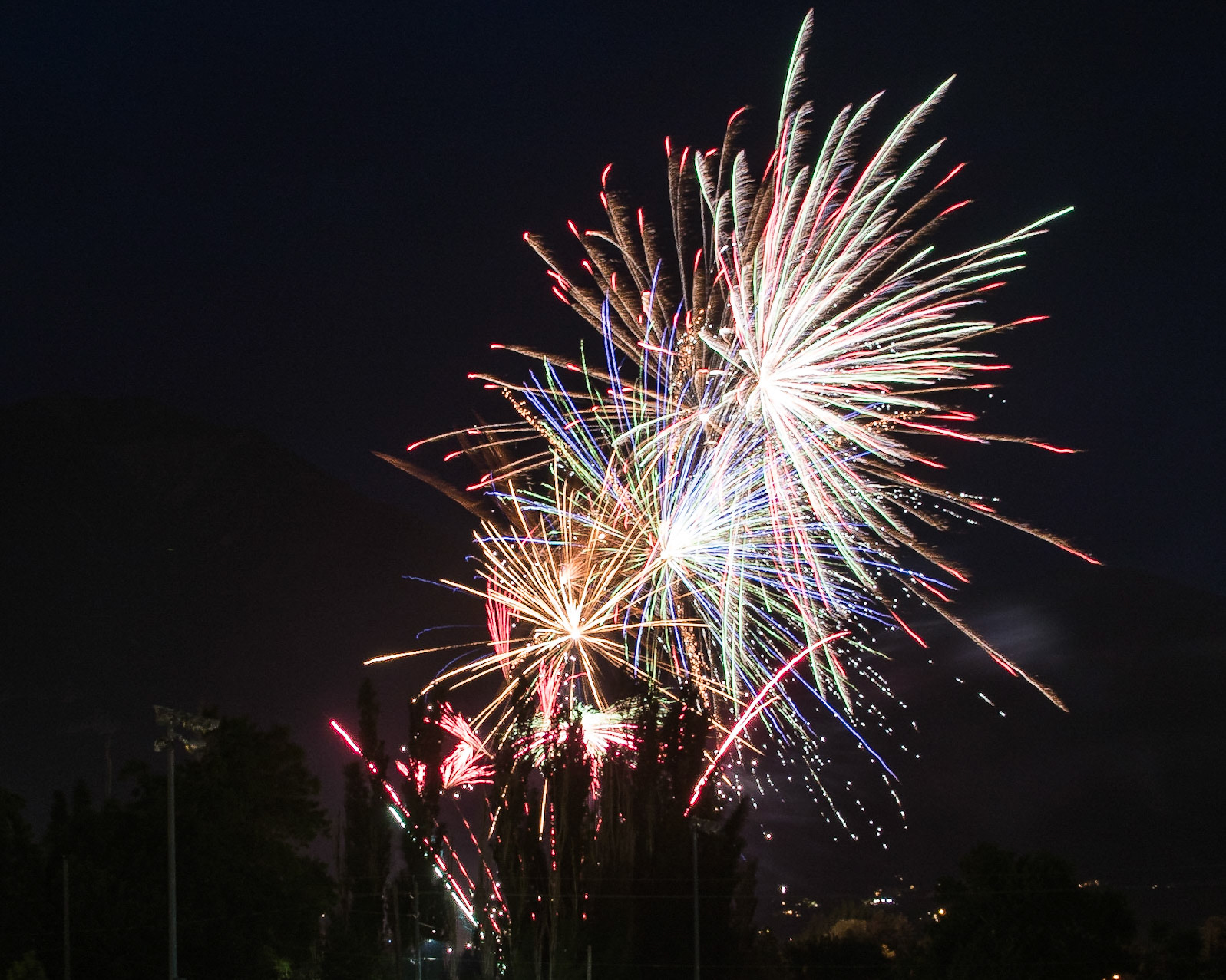 Orlon Black Fireworks 2017