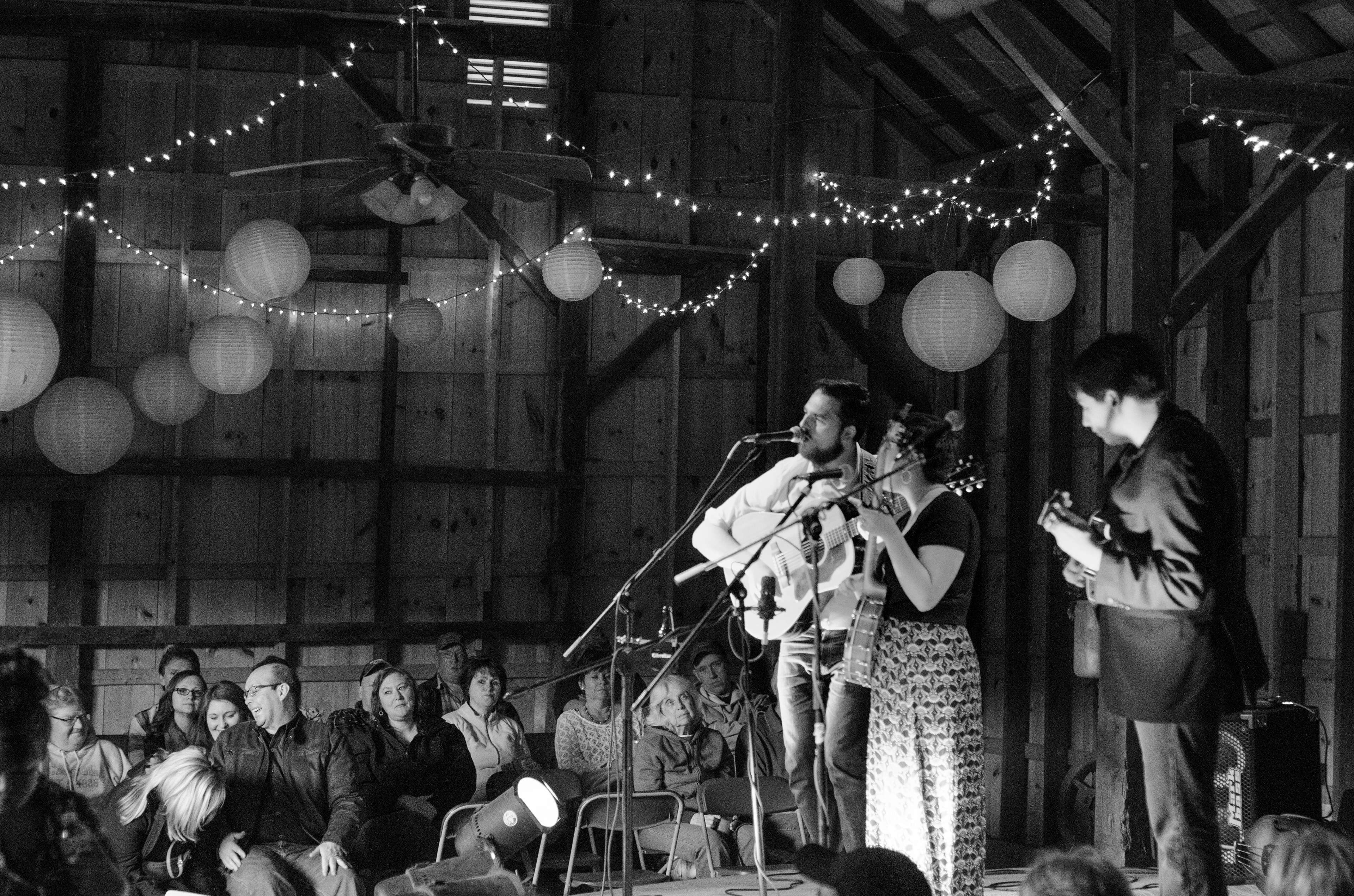 Someone to Ride the River With perform with Jack Dunlop at Bluegrass at the Barn, a regular concert series hosted by Capon Crossing Farm Market // APRIL 16, 2016, WARDENSVILLE, WV