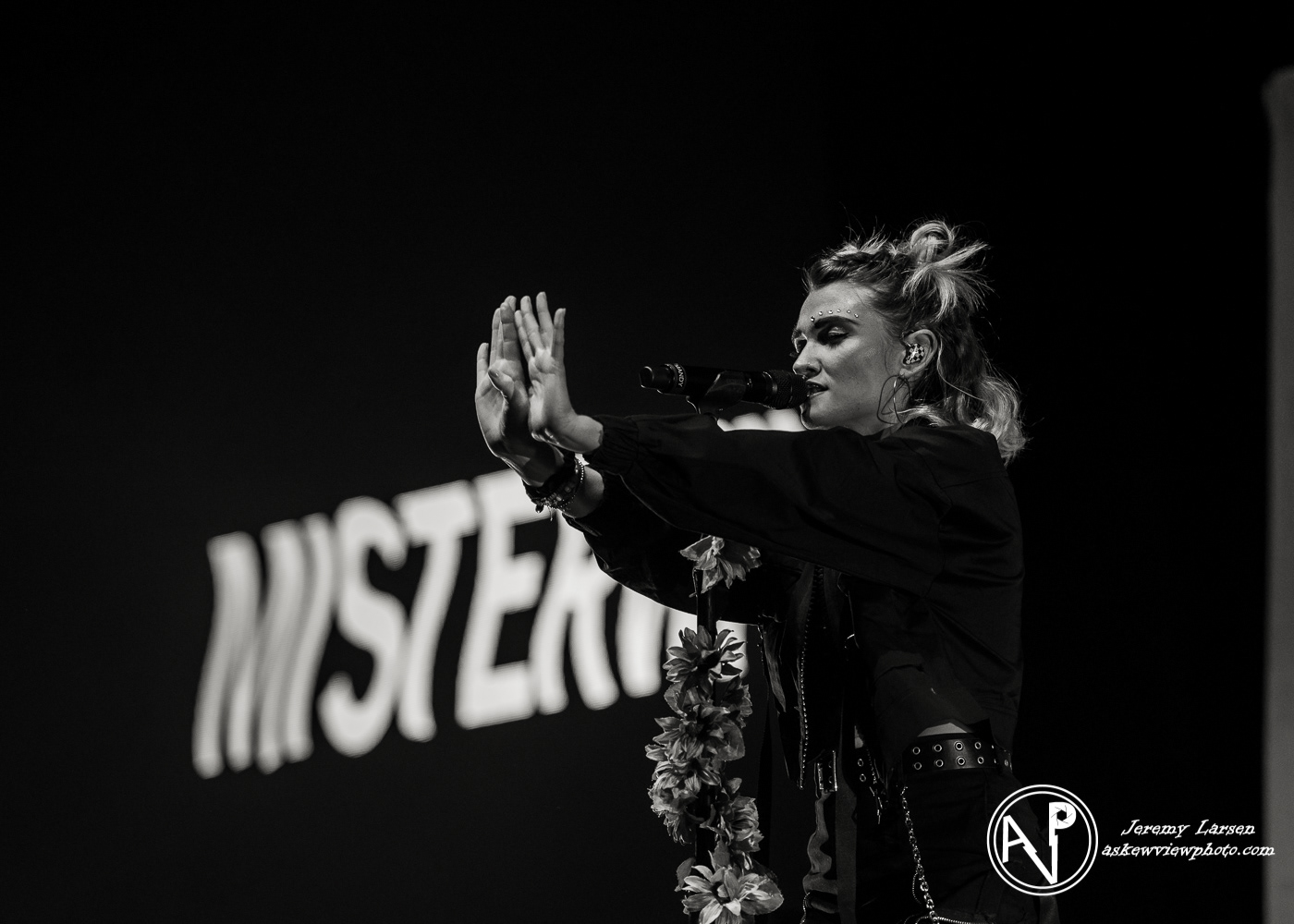 MisterWives