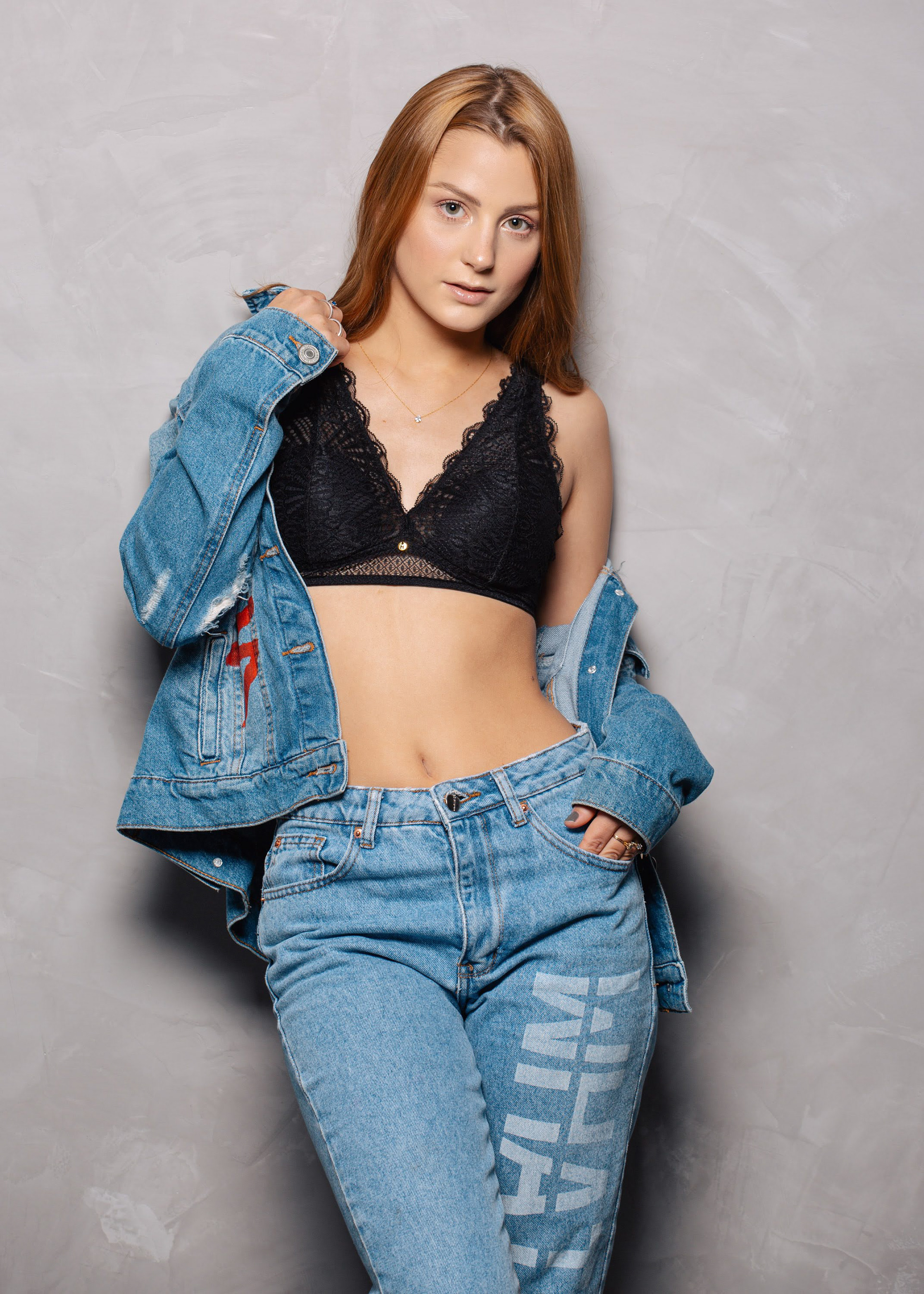 Ensaio fotográfico feminino em estúdio, em Videira/SC
