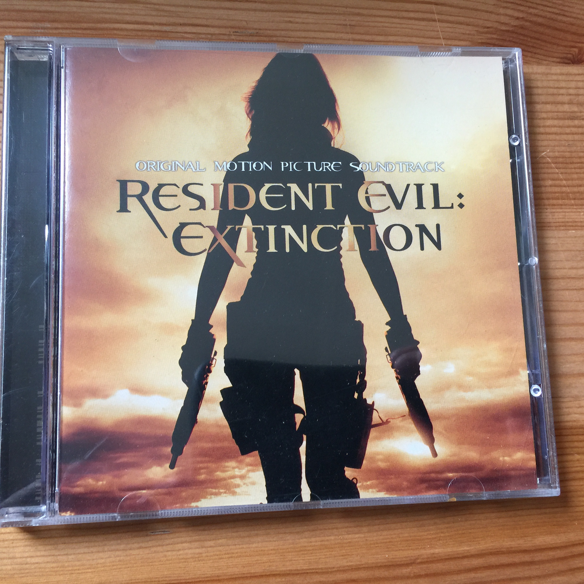 CD réf 48 : 3 €
