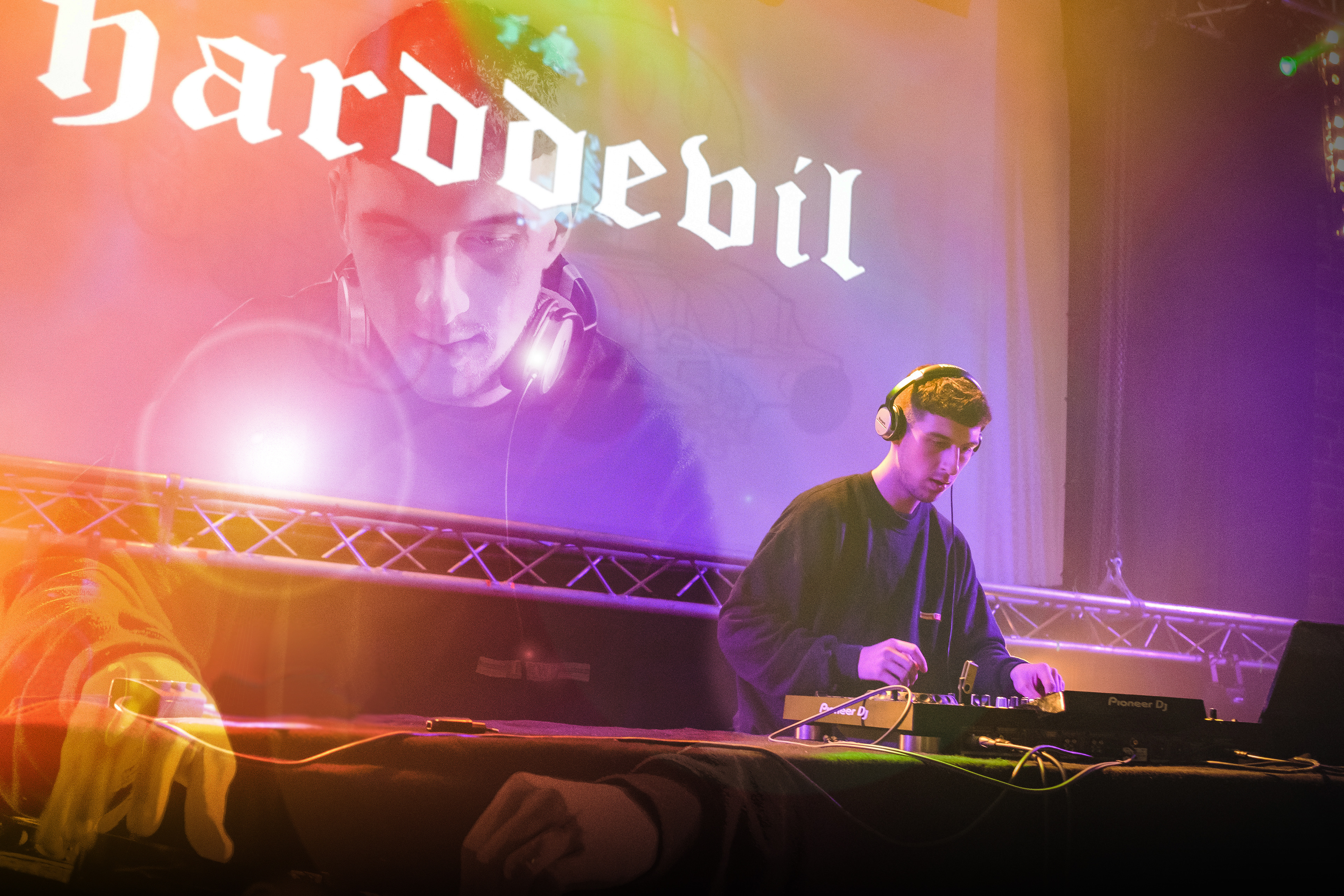 harddevil.jpg