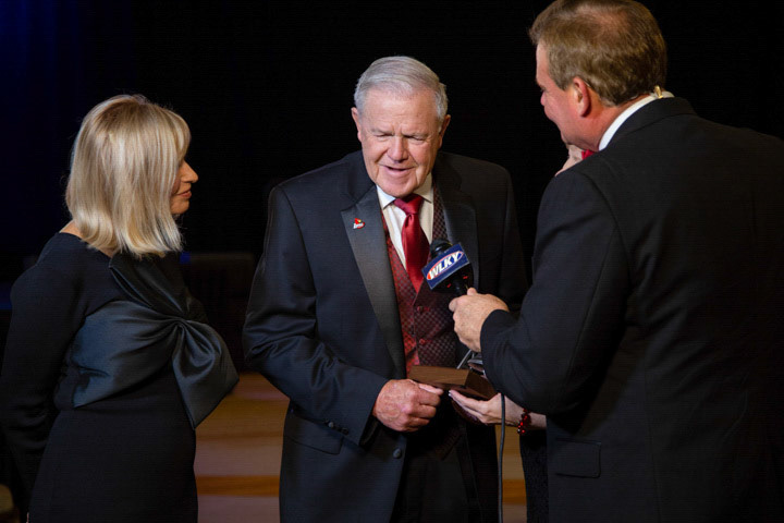 Denny Crum interviewed by Vicki Dortch and Rick Van Hoose.
