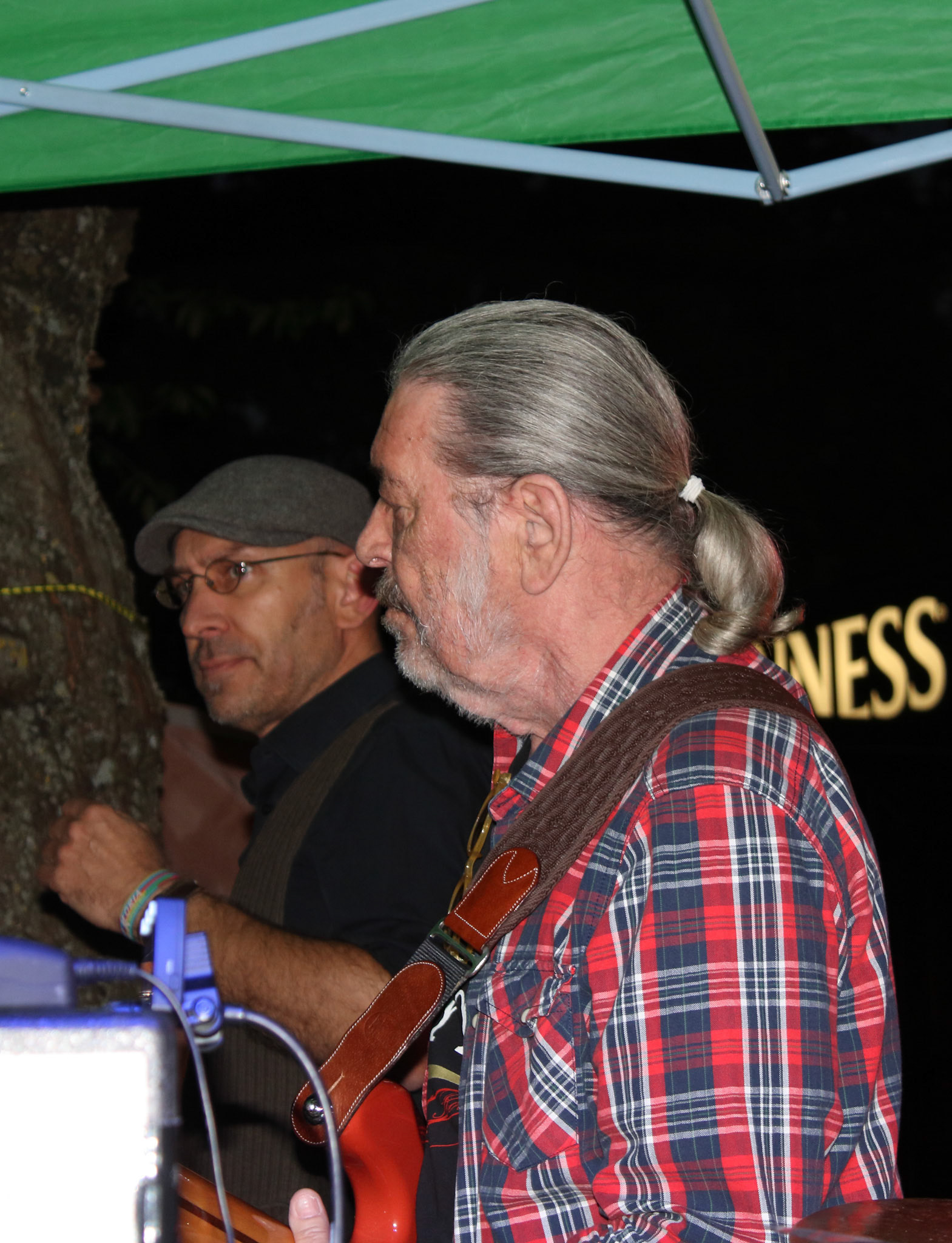 Pics by Danny Weinstein