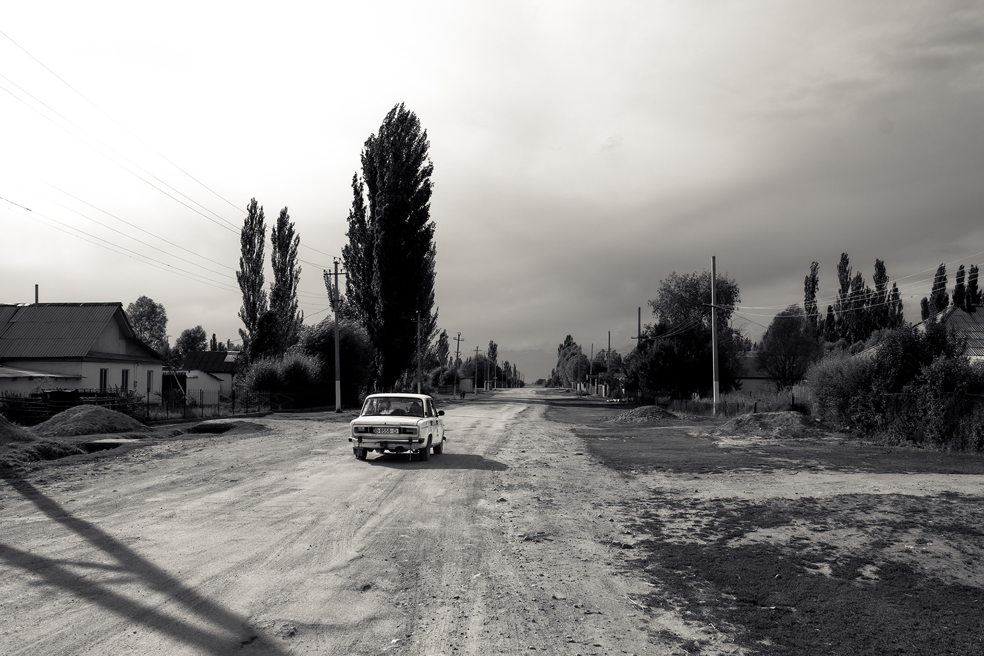 Sur la route - Lac Issyk Kul, Kirghizistan