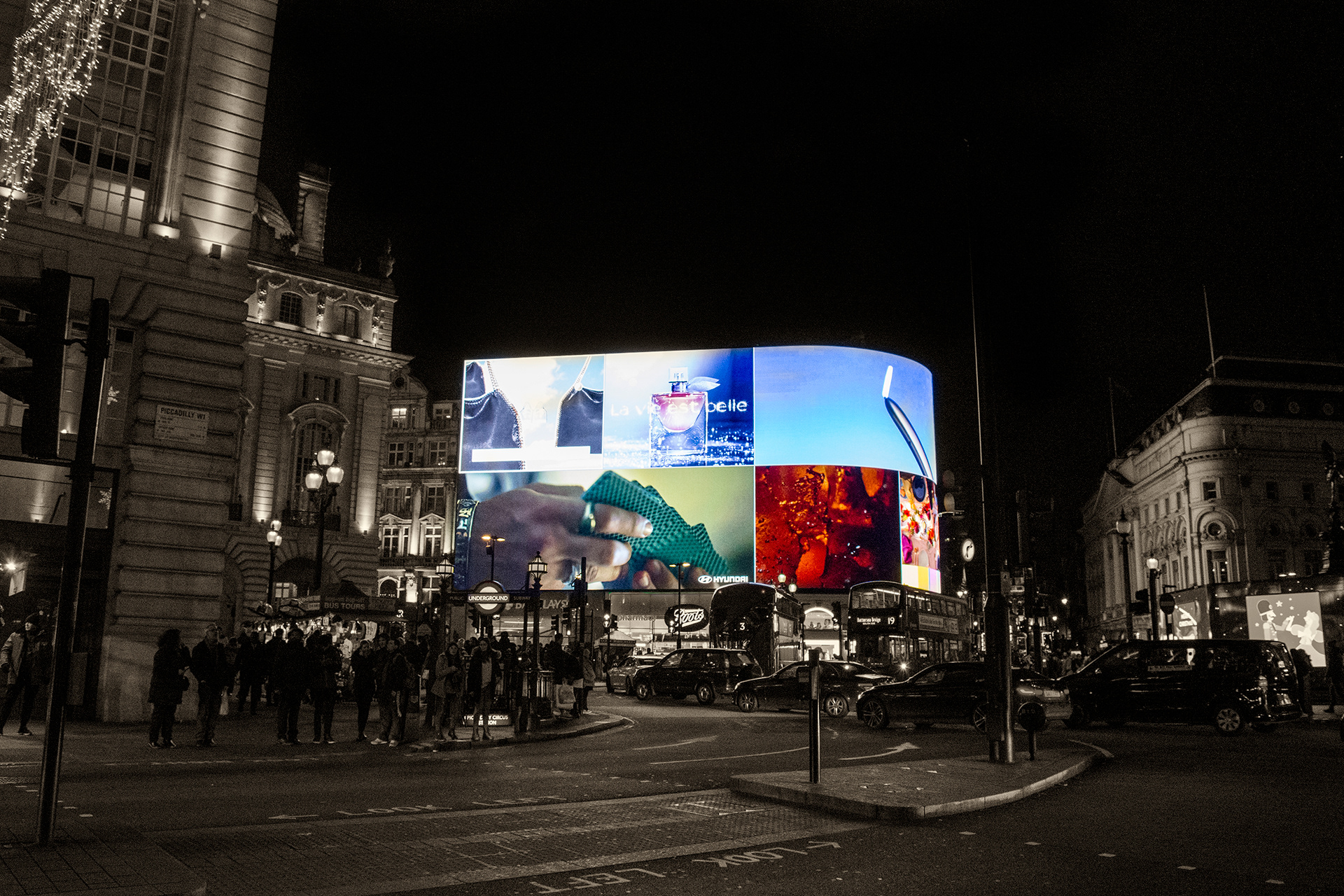 Piccadilly Circus