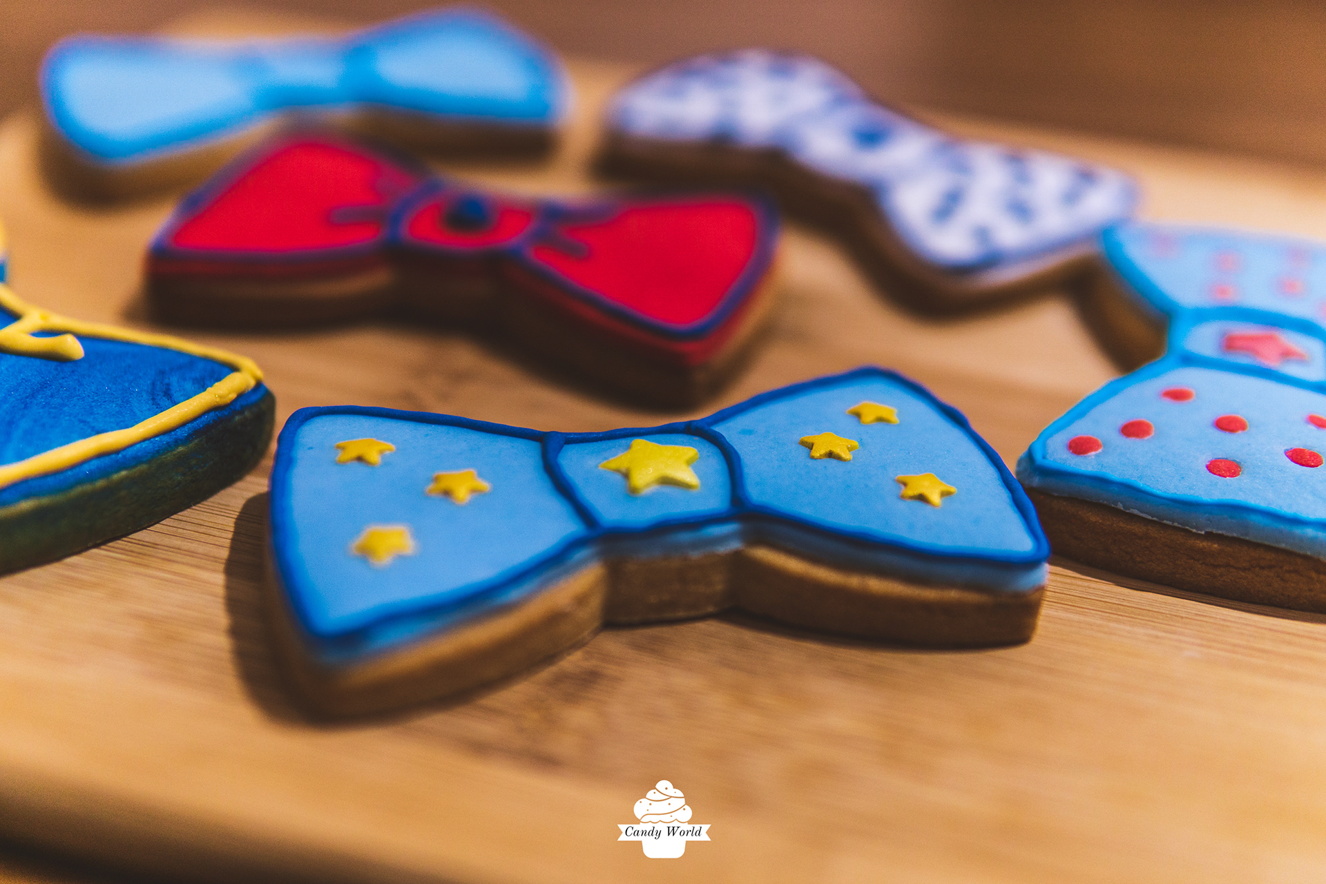 Papillon Biscuits for little men