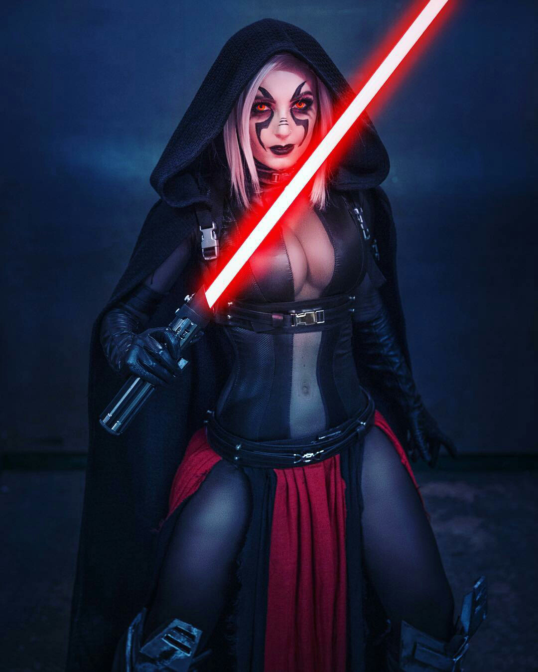 female sith lord cosplay