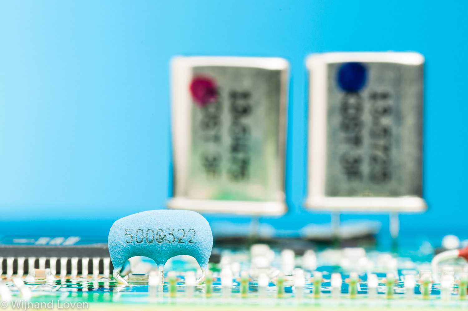 Macro photography of electronic components