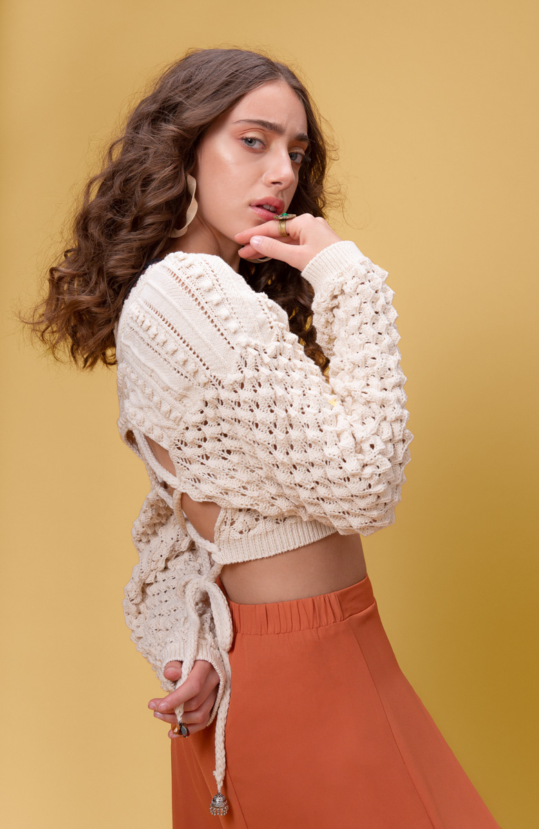 Gia Guido (Next Canada). Photography by Nabil Shash. Makeup by Farrah Bartal. Hair by Andrew Wu.