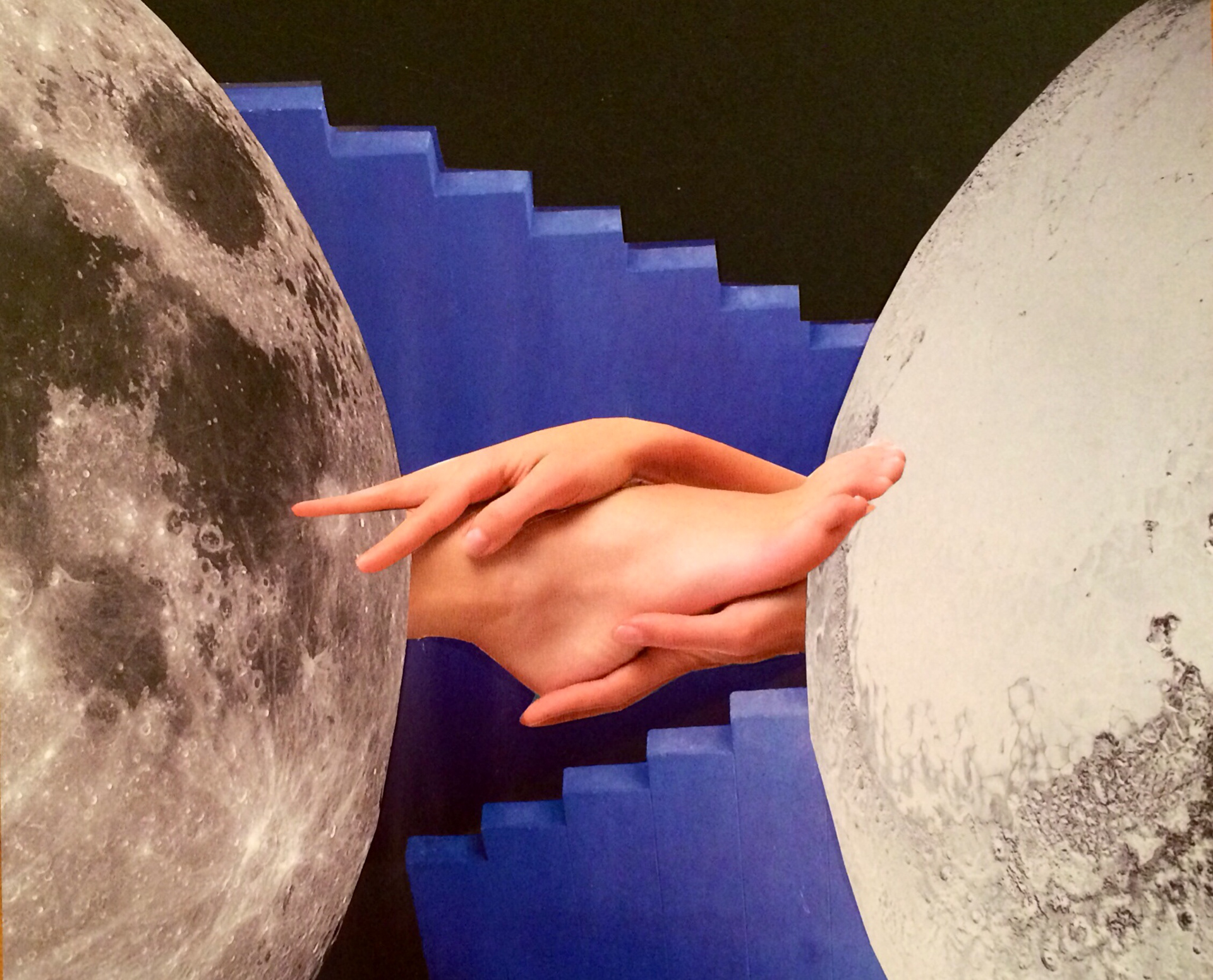 Dark Side of the Moon (2016) 