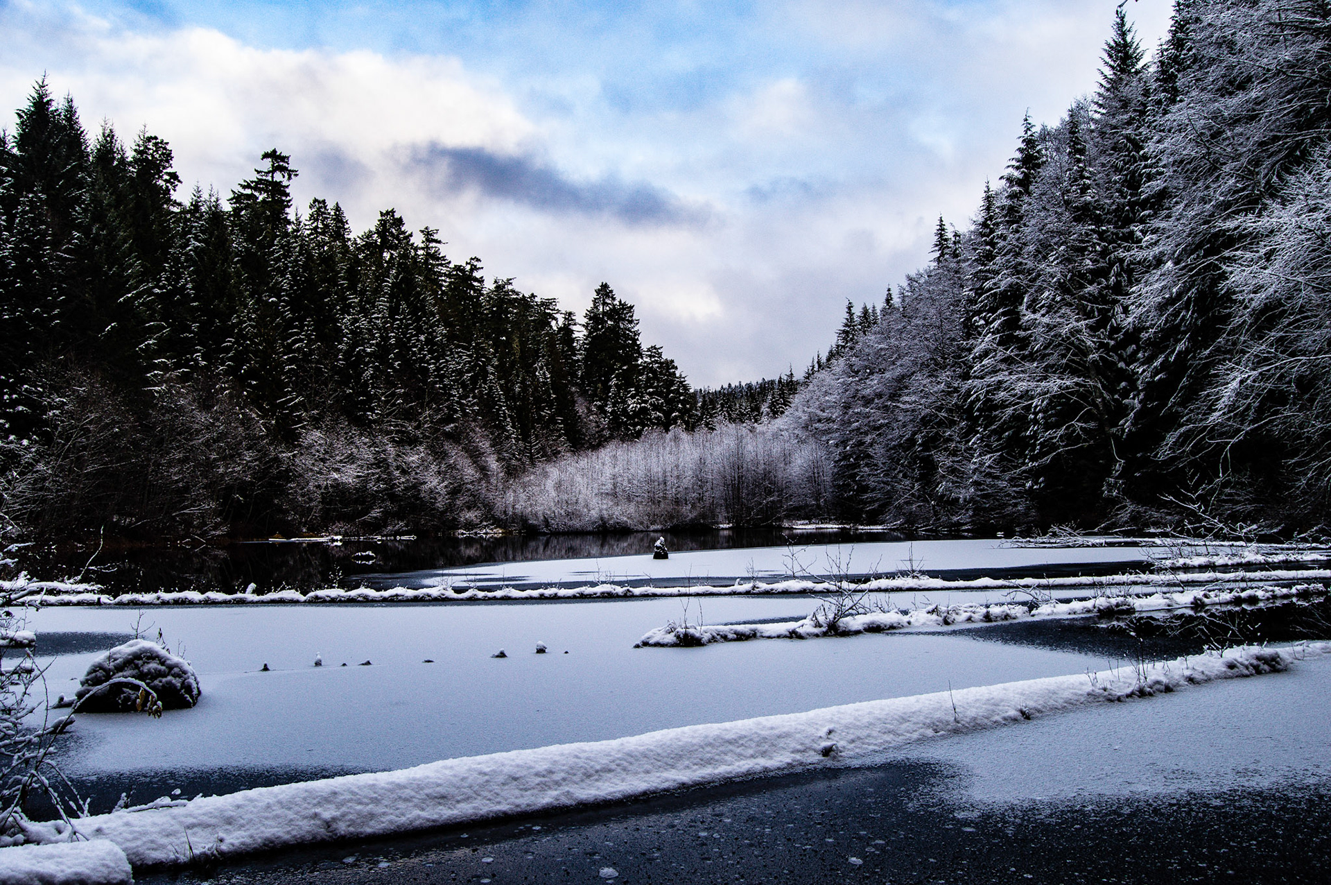 Hager Lake in the snow
