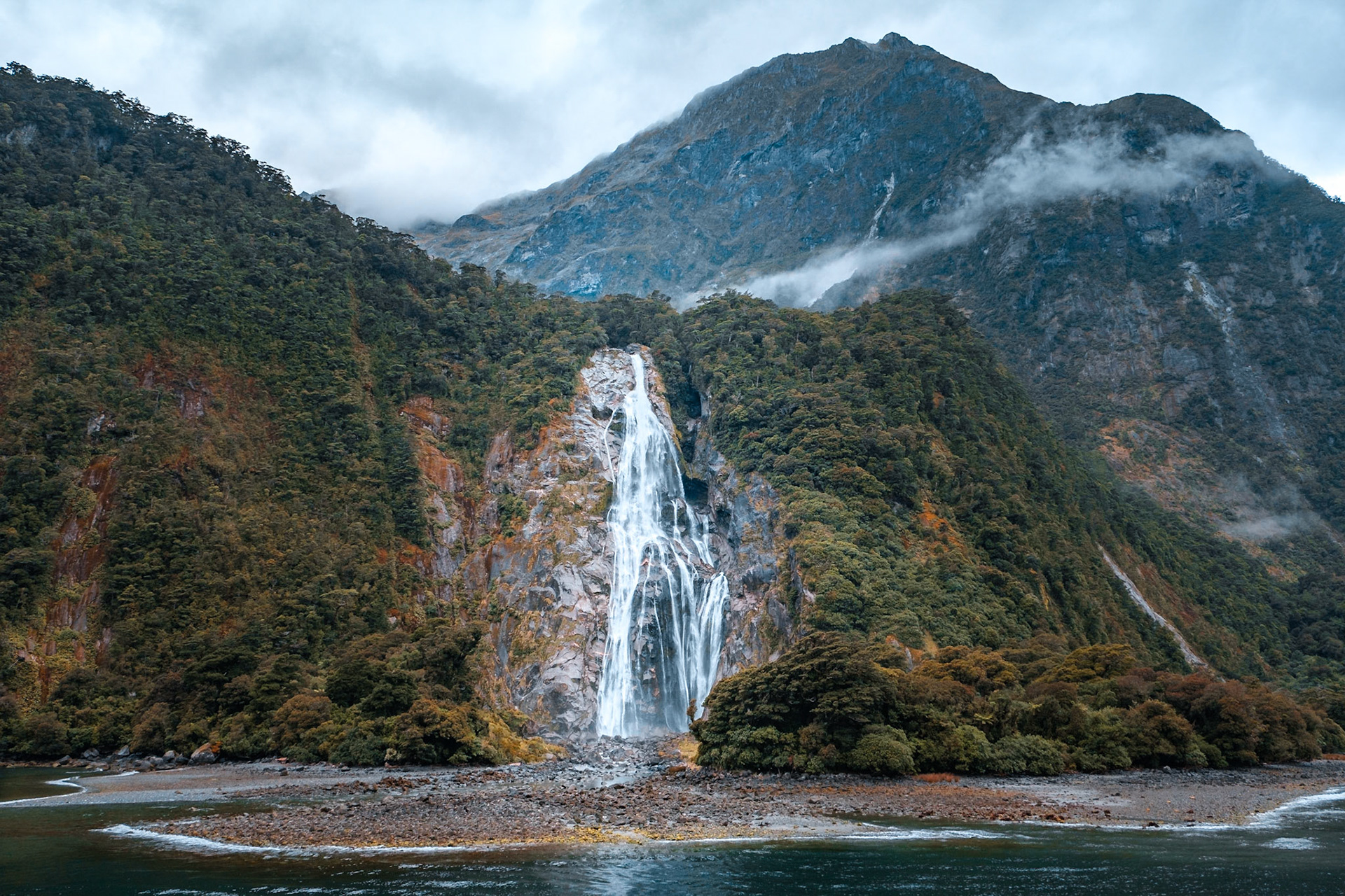 milford sound