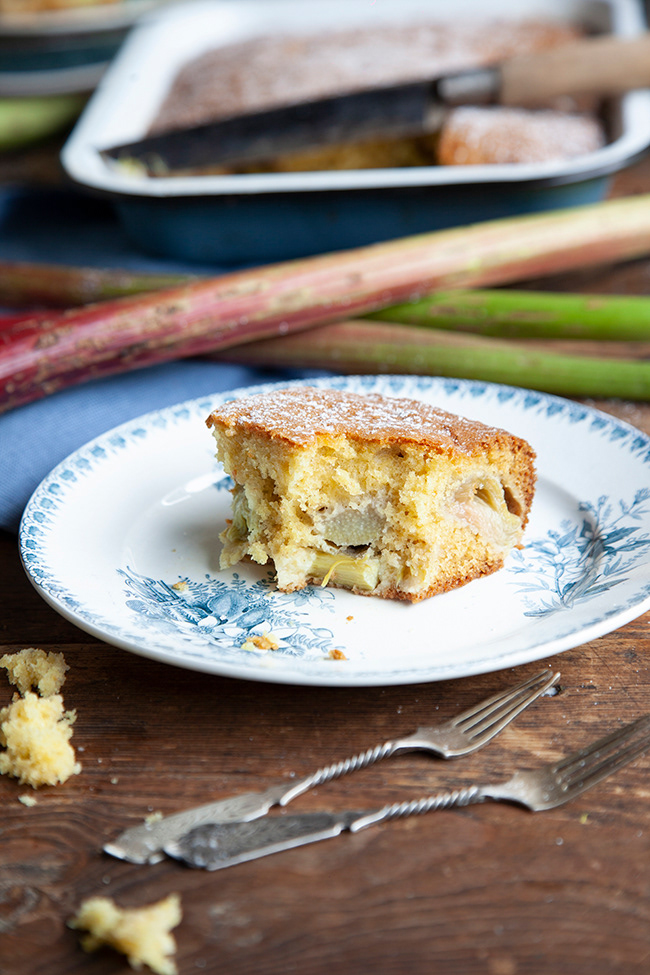 rhubarb cake 002