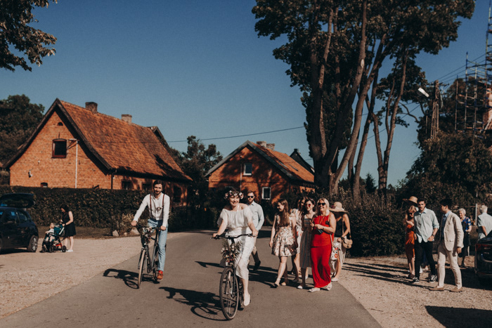 ślub kawkowo, ślub w kawkowie, slow wedding na warmii, slow wedding, ślub alternatywny, ślub w plenerze, fotograf ślubny olsztyn, fotograf ślubny warszawa, fotograf ślubny gdańsk, fotograf ślubny poznań, fotograf ślubny toruń, ślub na mazurach