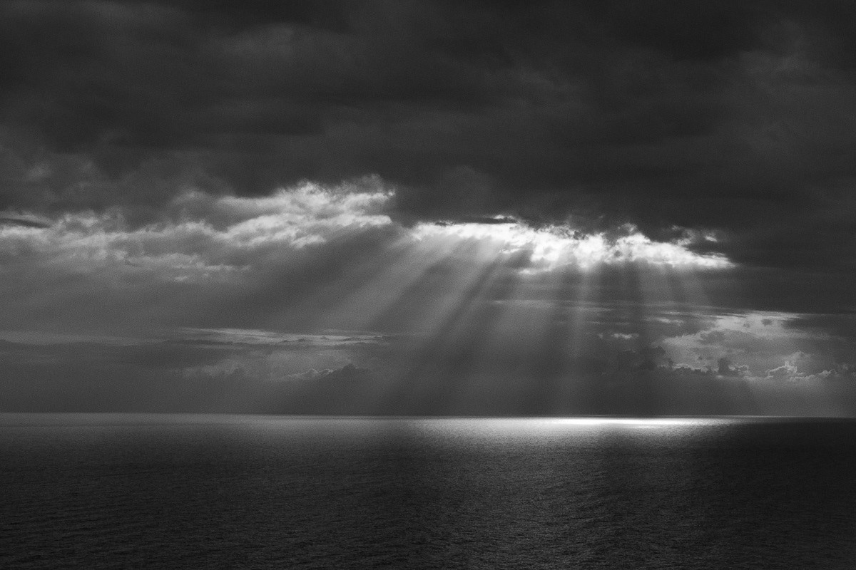 Horizons BW #4