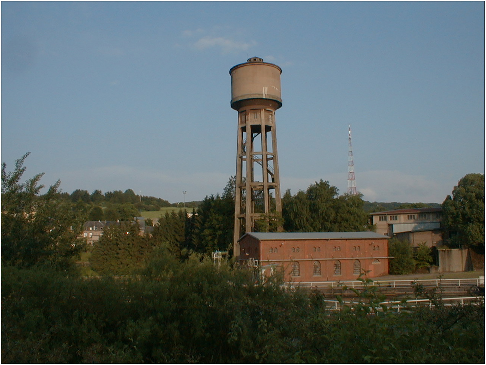Vieille Centrale des Pompes et château d'eau
