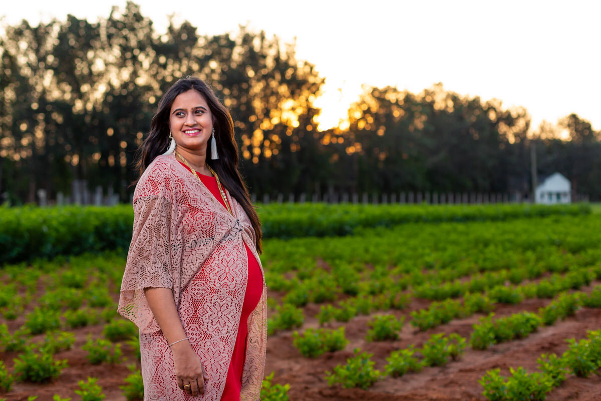 Preethi and Bharath Maternity shoot at Farm
