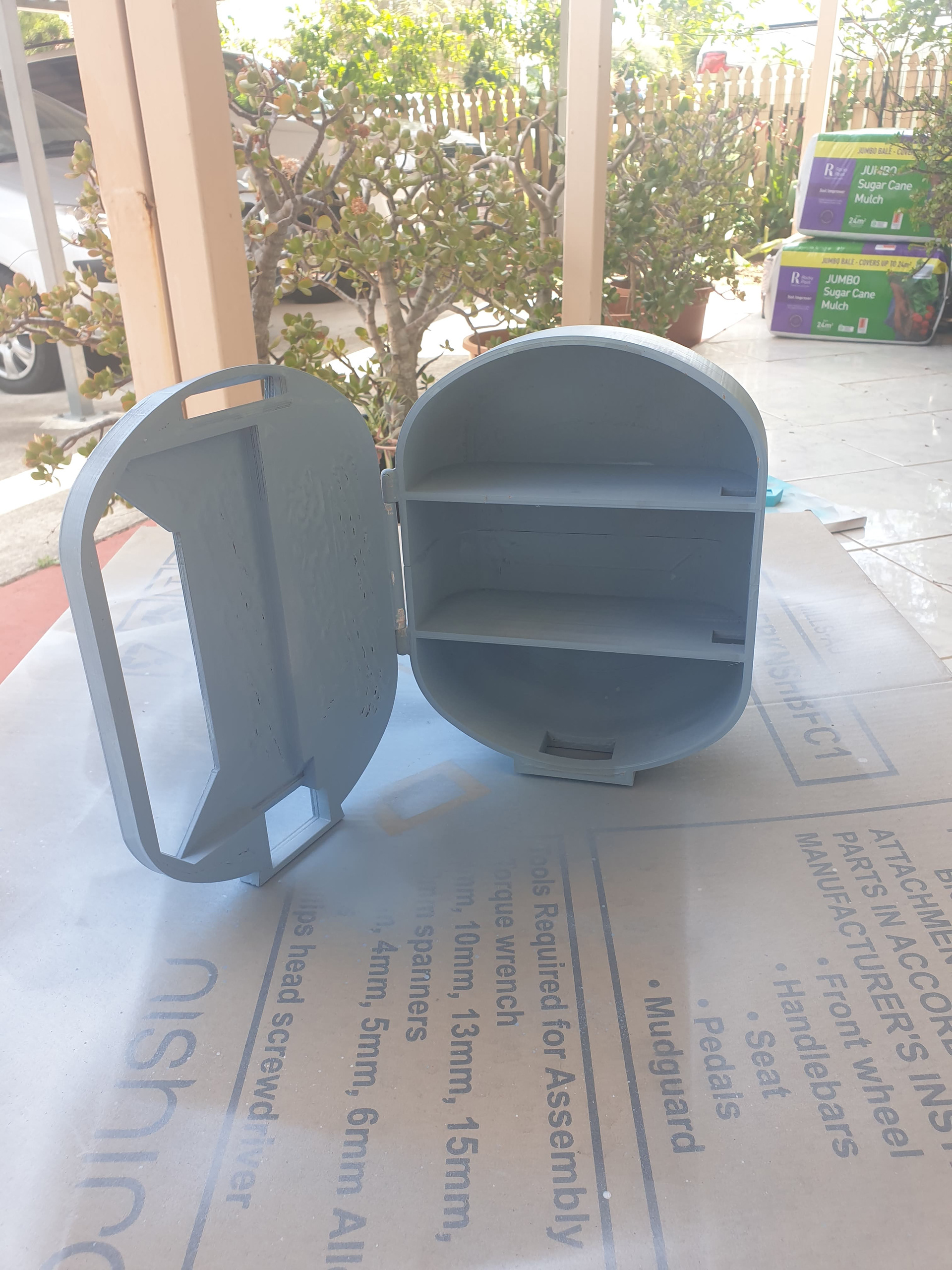 Spray painting 