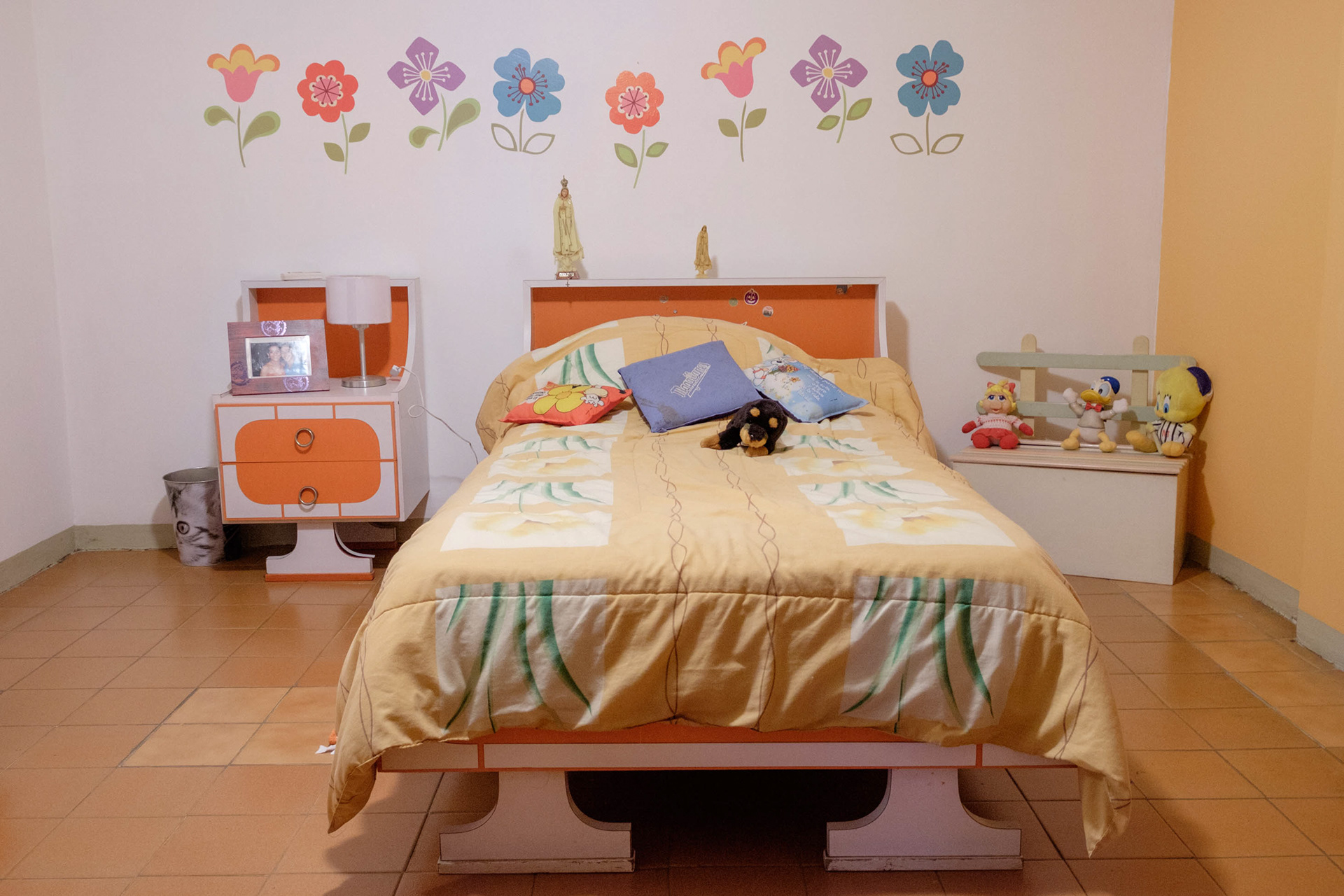 Room of Veronica De Ascencao, 27, left to Ireland after her brother helped her with the tickets and in the process of finding a job. Caracas, Venezuela, 2017