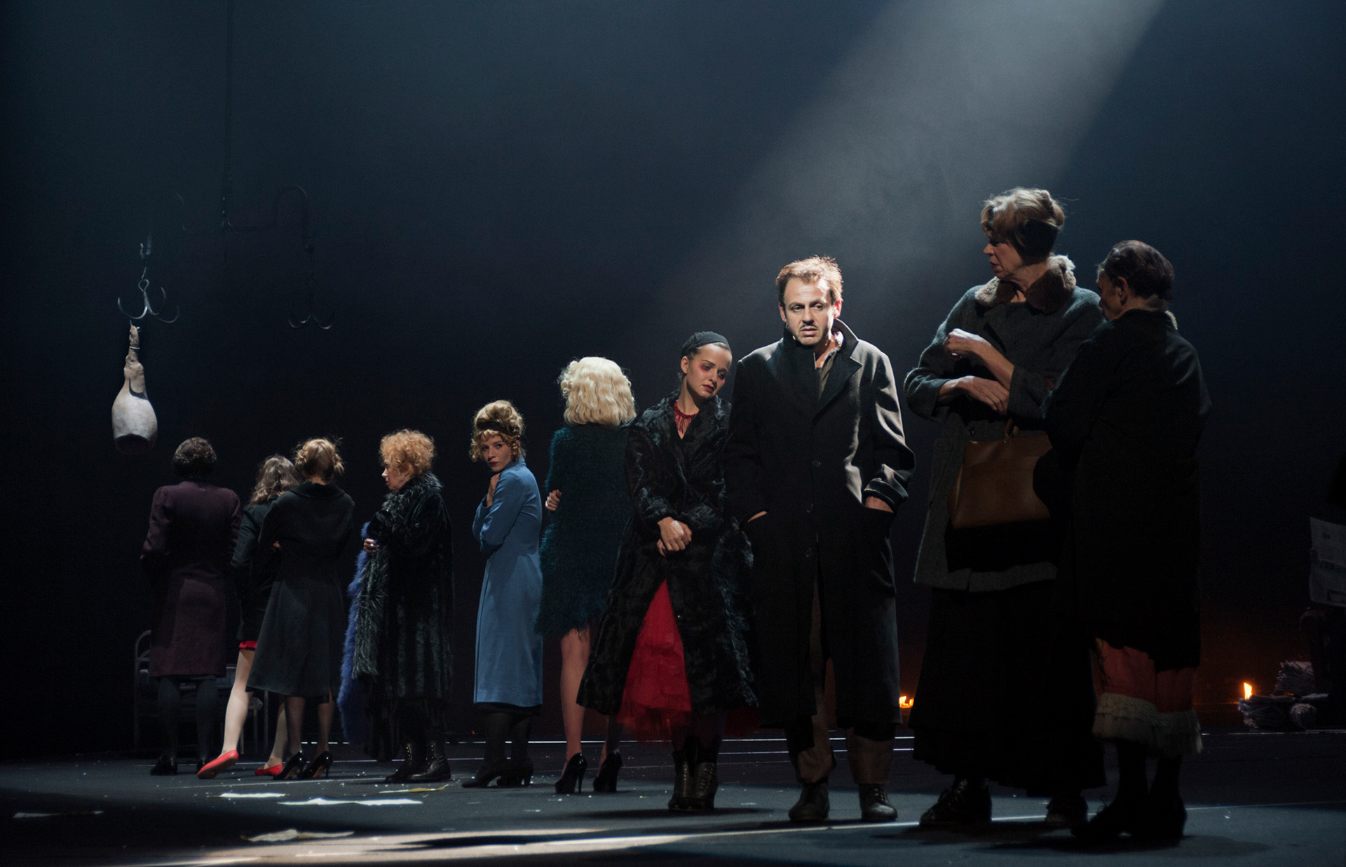 Samuel Finzi in DON JUAN KOMMT AUS DEM KRIEG