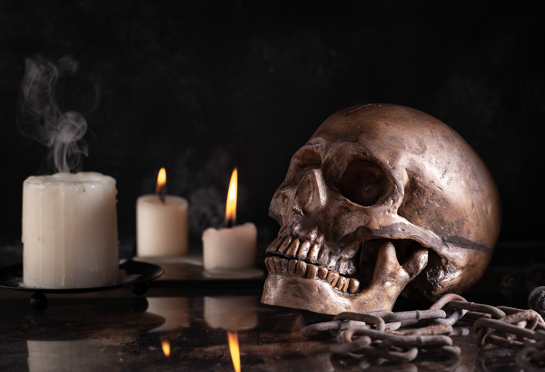 Skull Candle Black & White