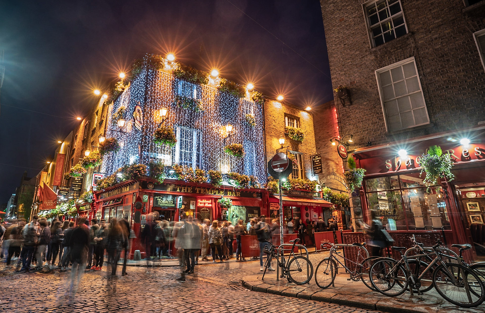 Time to be a tourist - The Temple Bar, Dublin