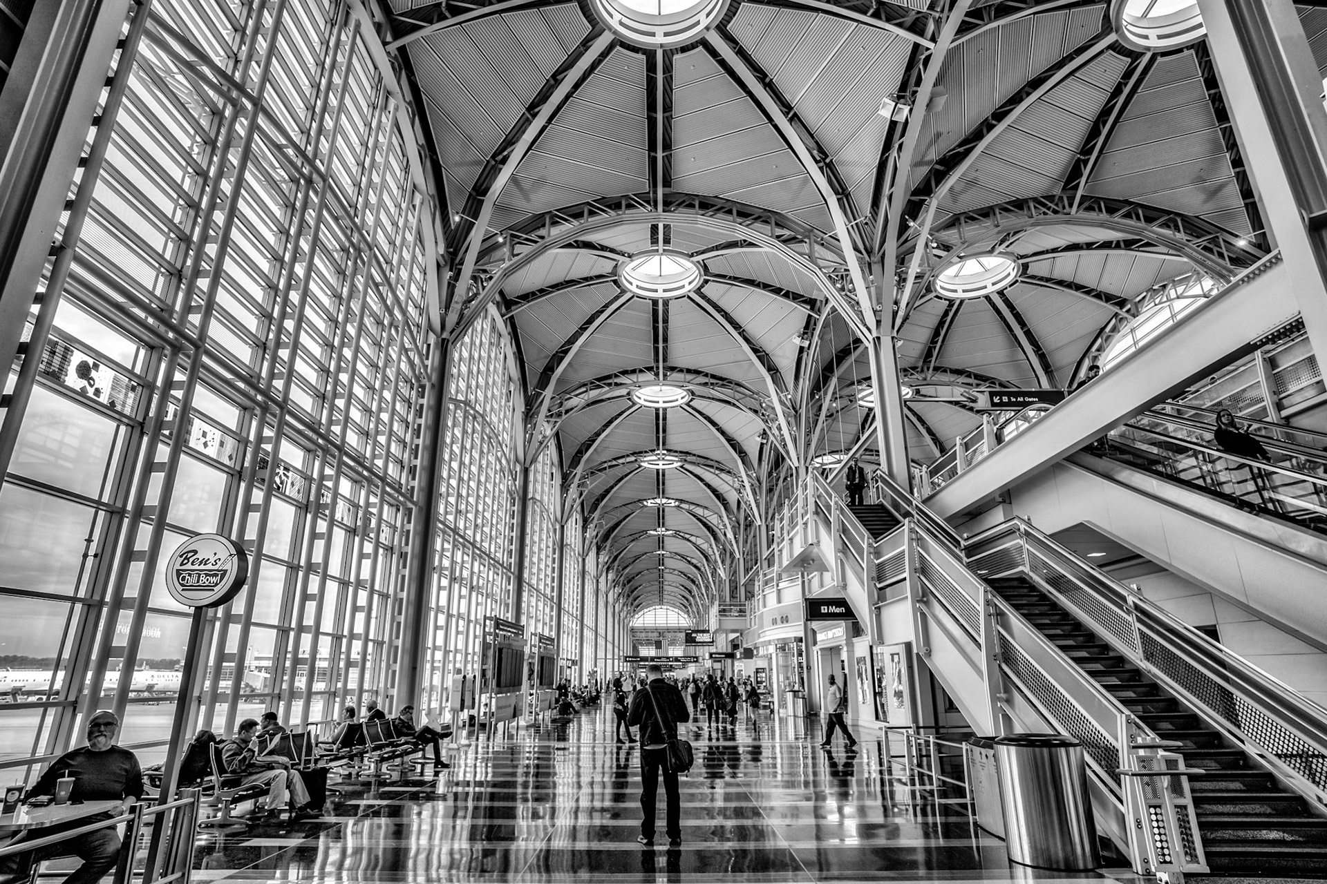 Flying out of DCA Reagan Airport heading to Philadelphia