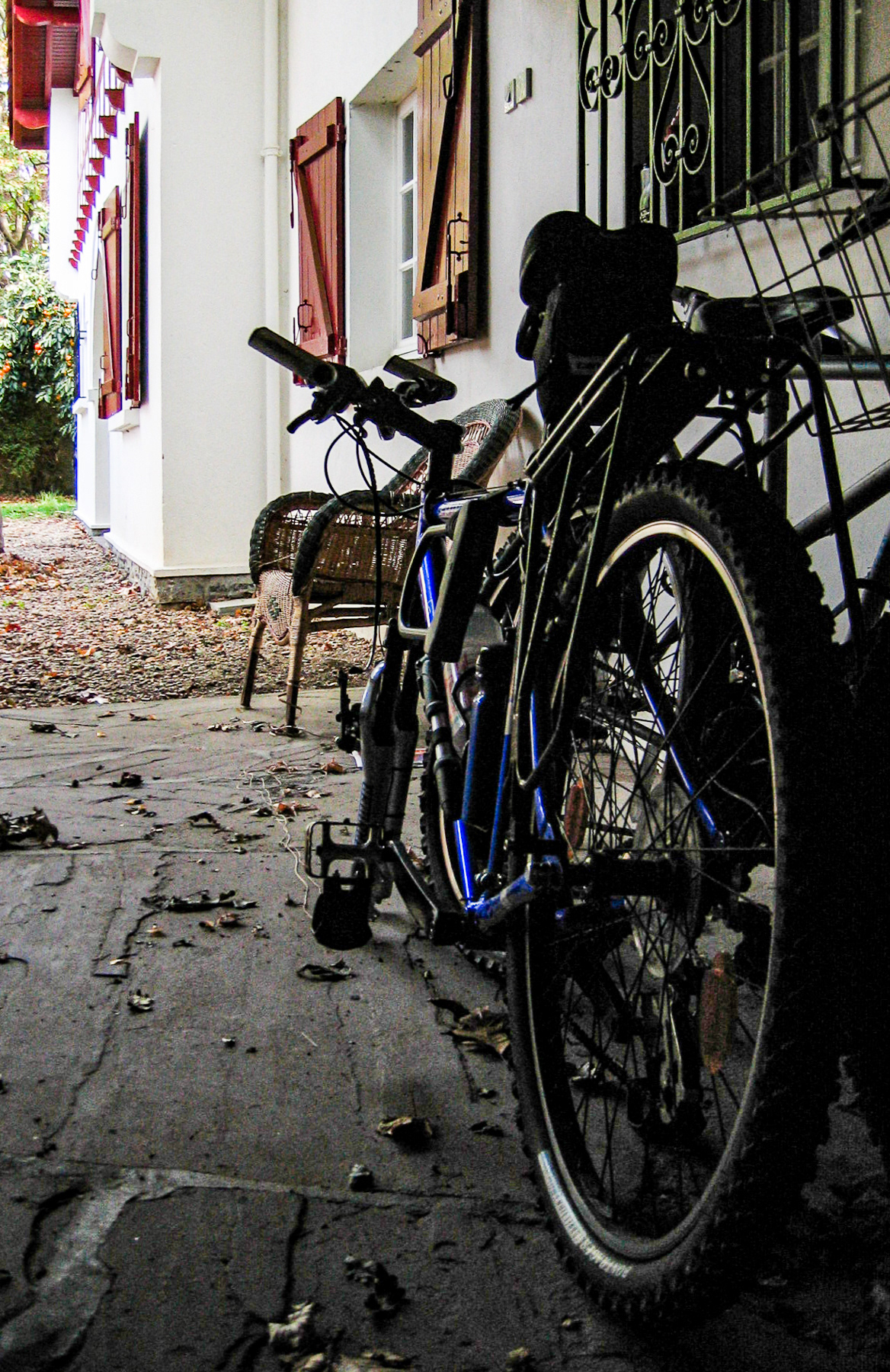 Bici descansou um pouco nos dias que fiquei em Guethary.