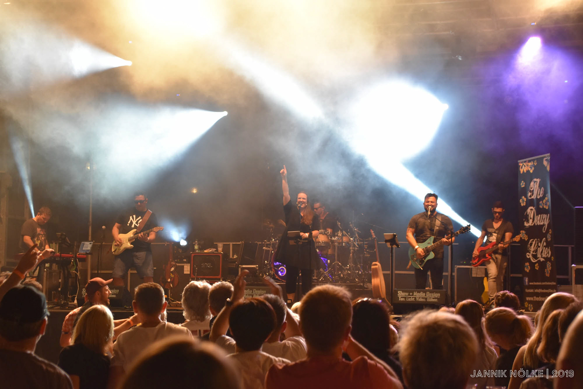 Trödler Open-Air "under the bridge"
