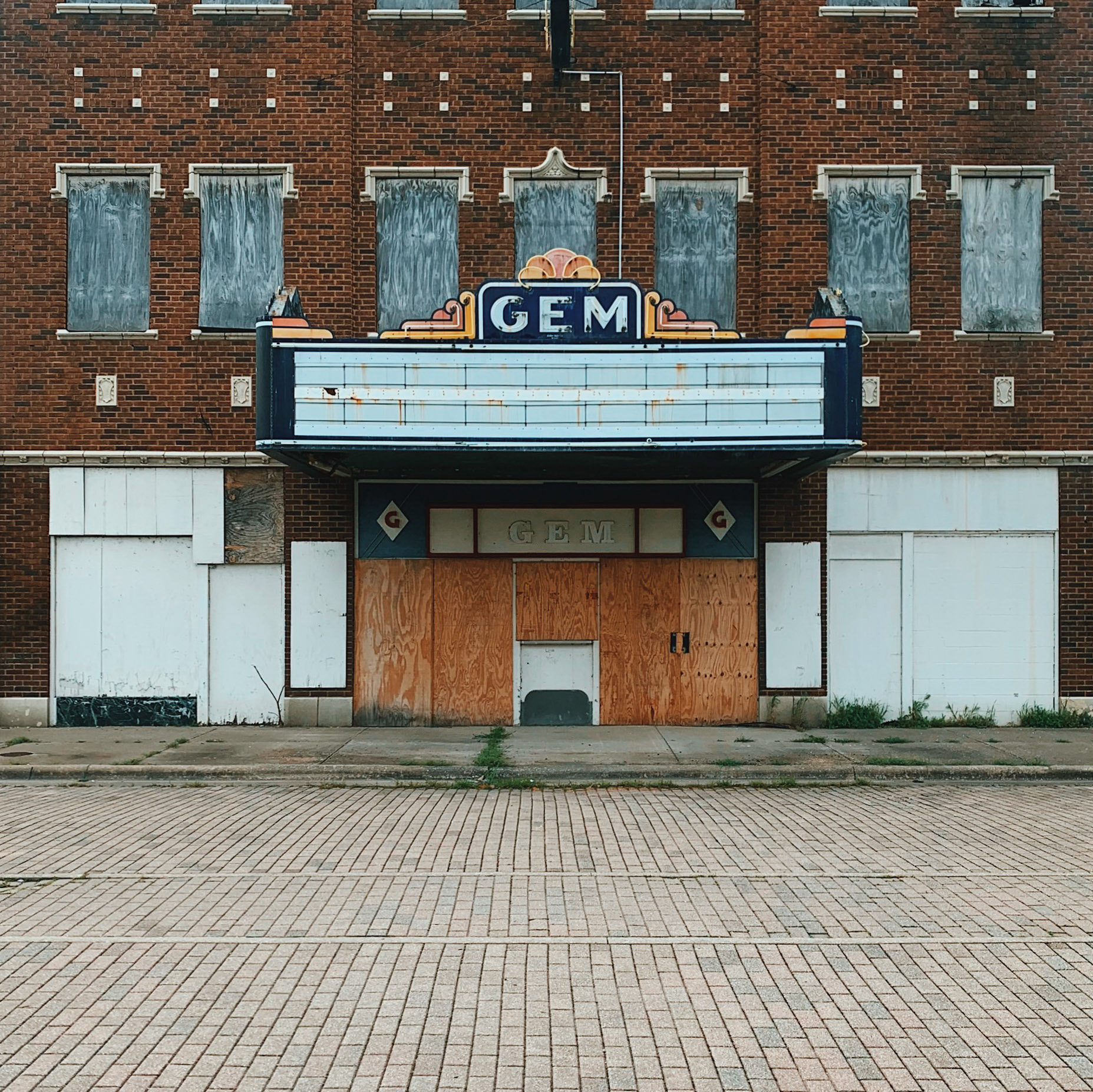 Gem Theater, Cairo IL