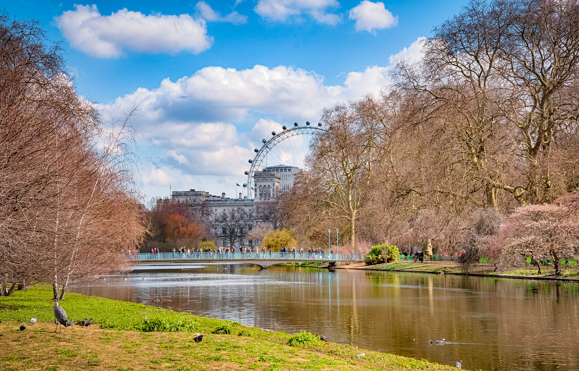 St park. St. James Park в Лондоне.