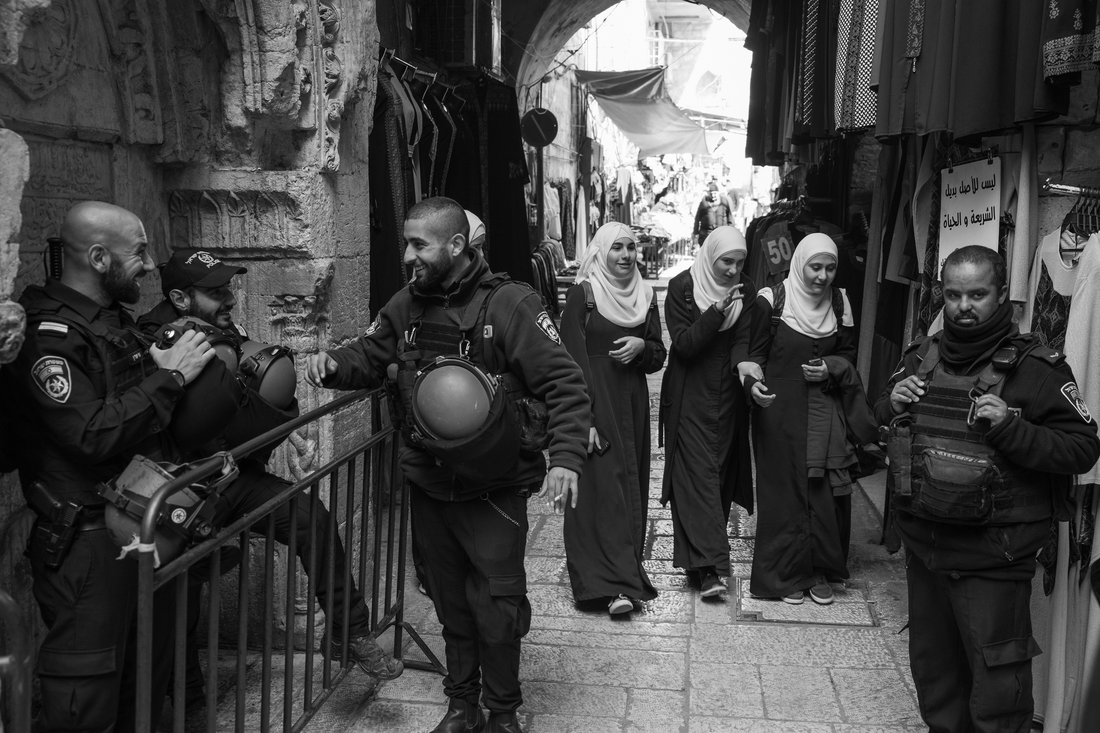 Life in Jerusalem policemen and women in Israel
